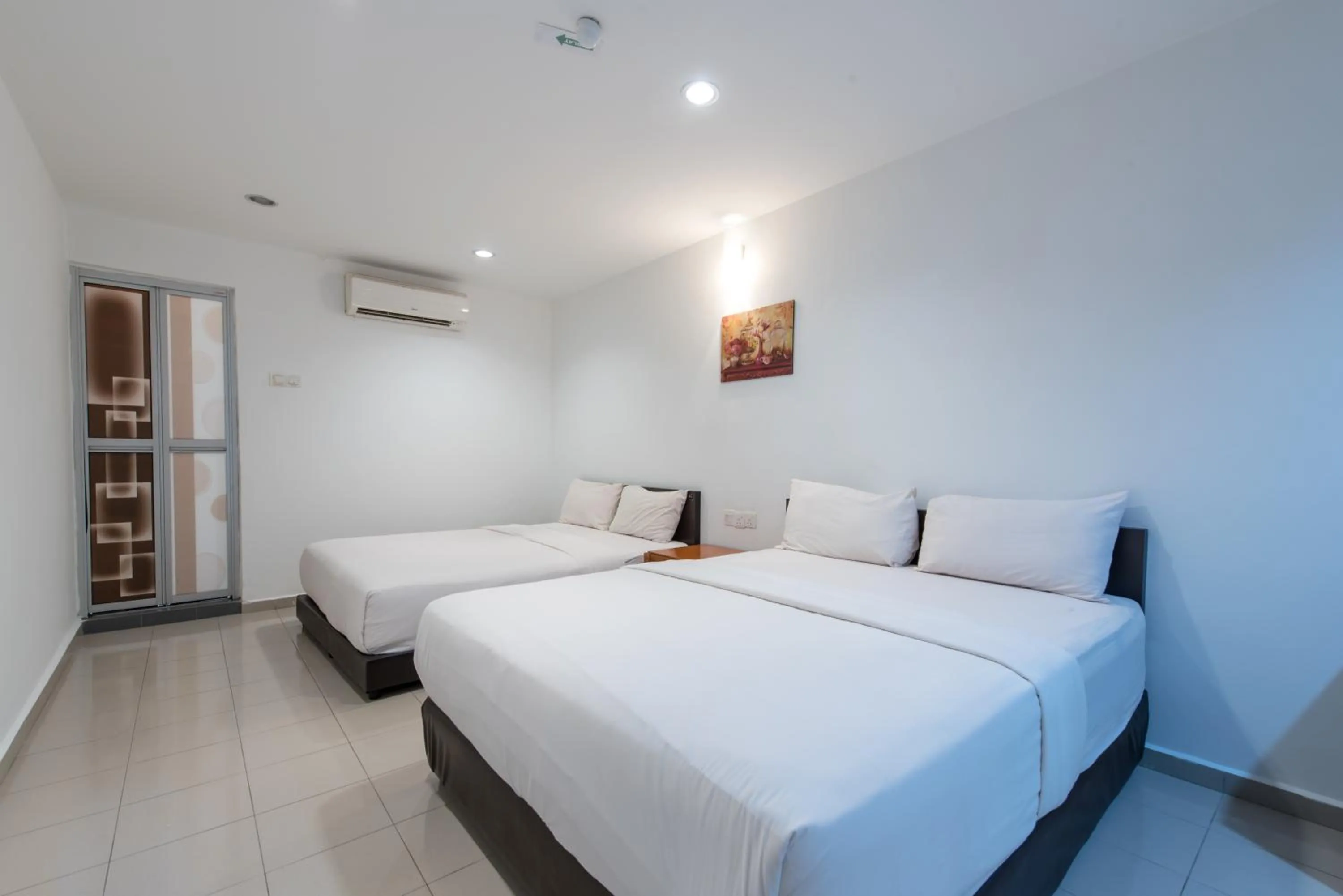 Bedroom, Bed in Hollitel Hotel Melaka