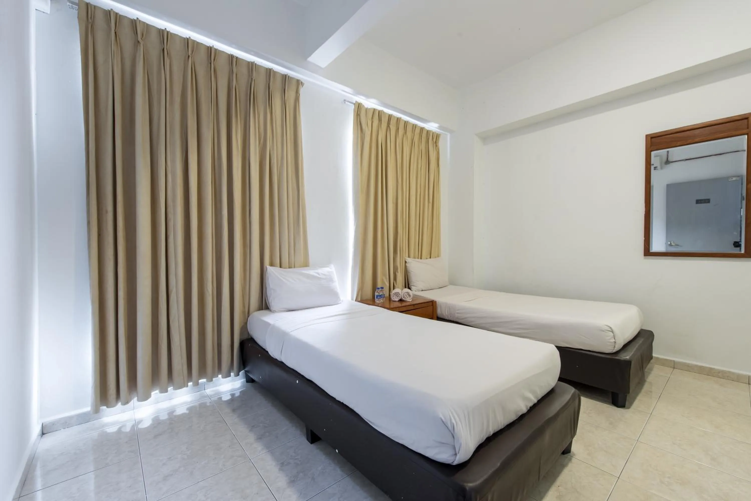 Bedroom, Bed in Hollitel Hotel Melaka