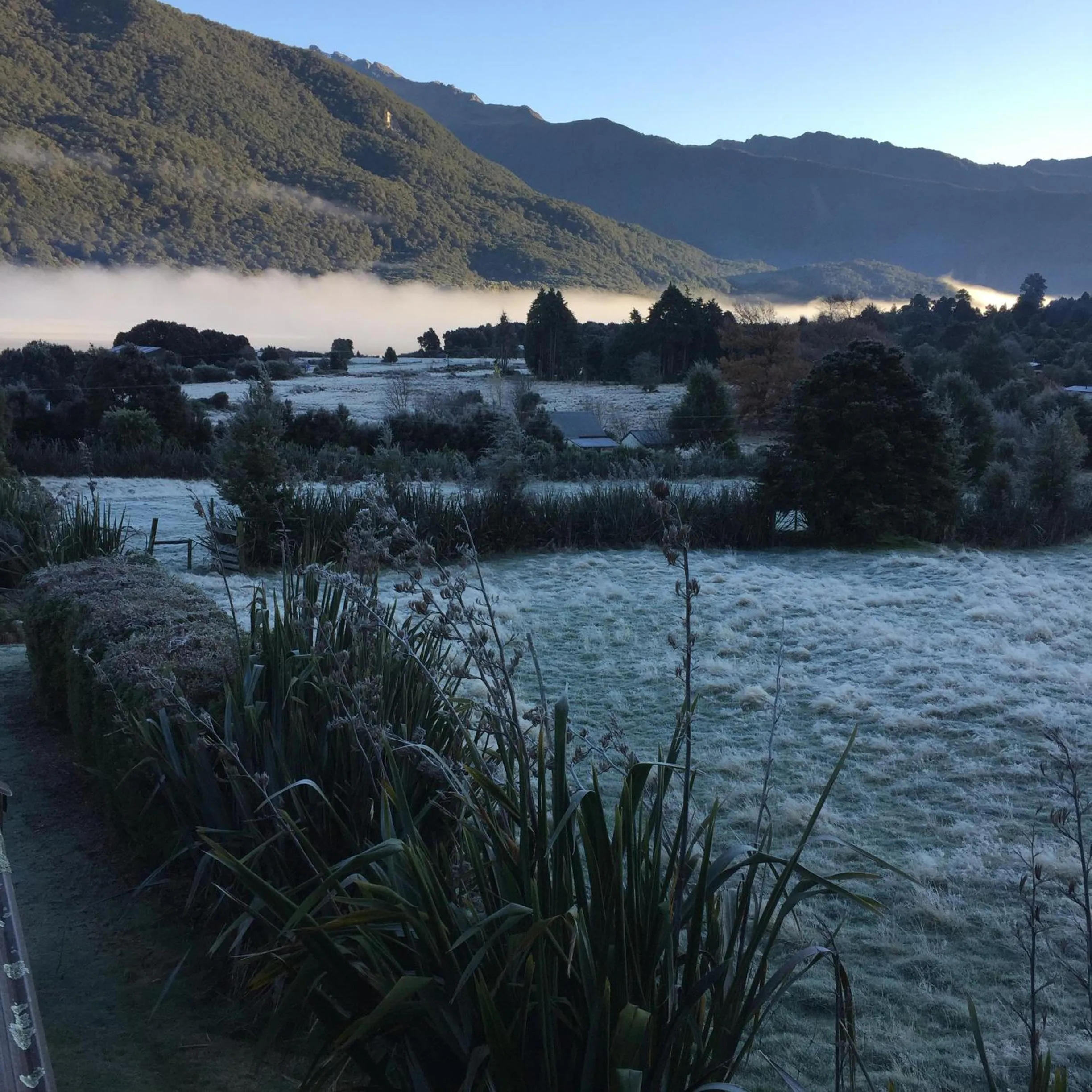 Winter in Mountainview Makarora Accommodation