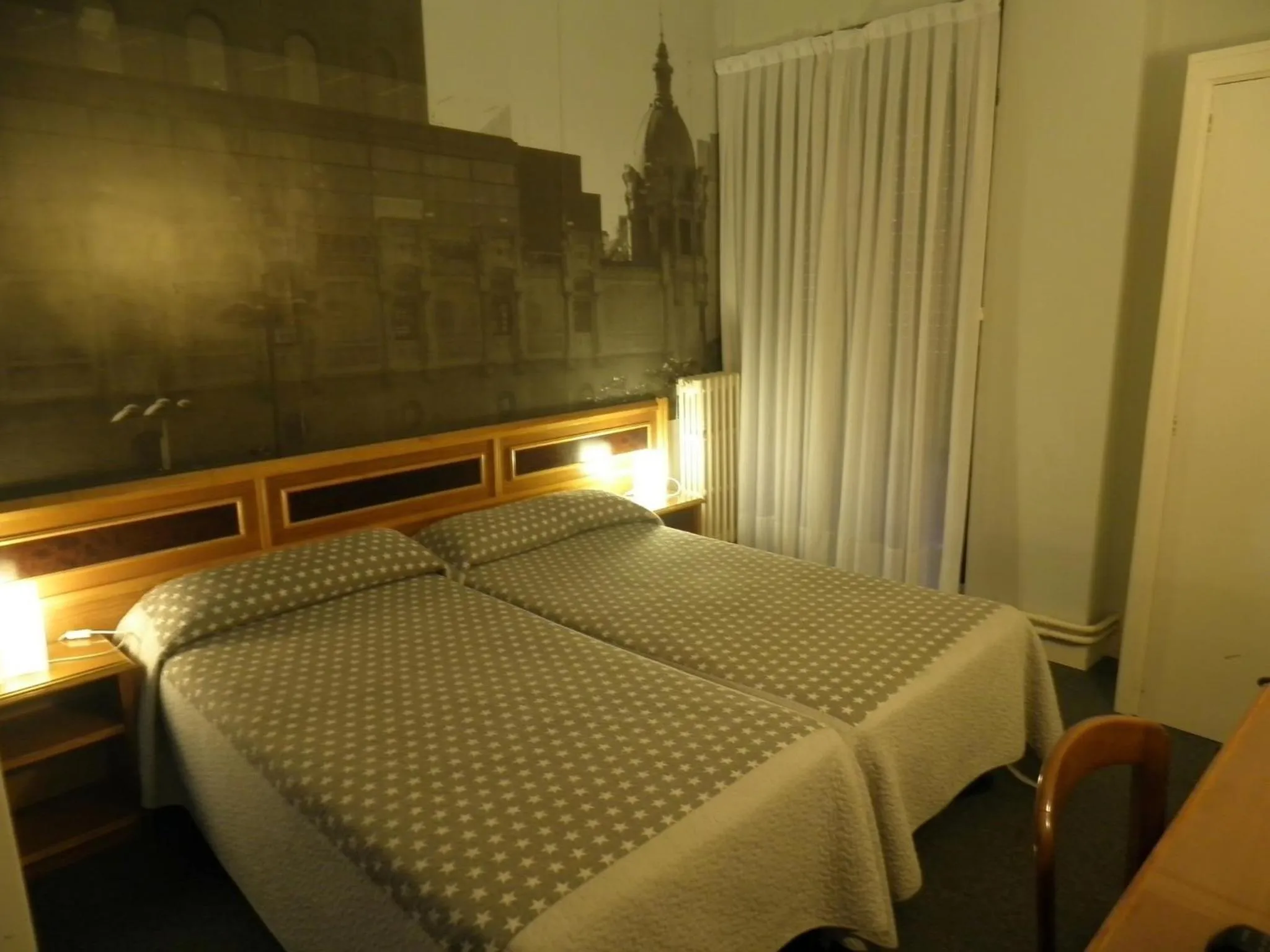 Bed in Hotel Photo Zabalburu