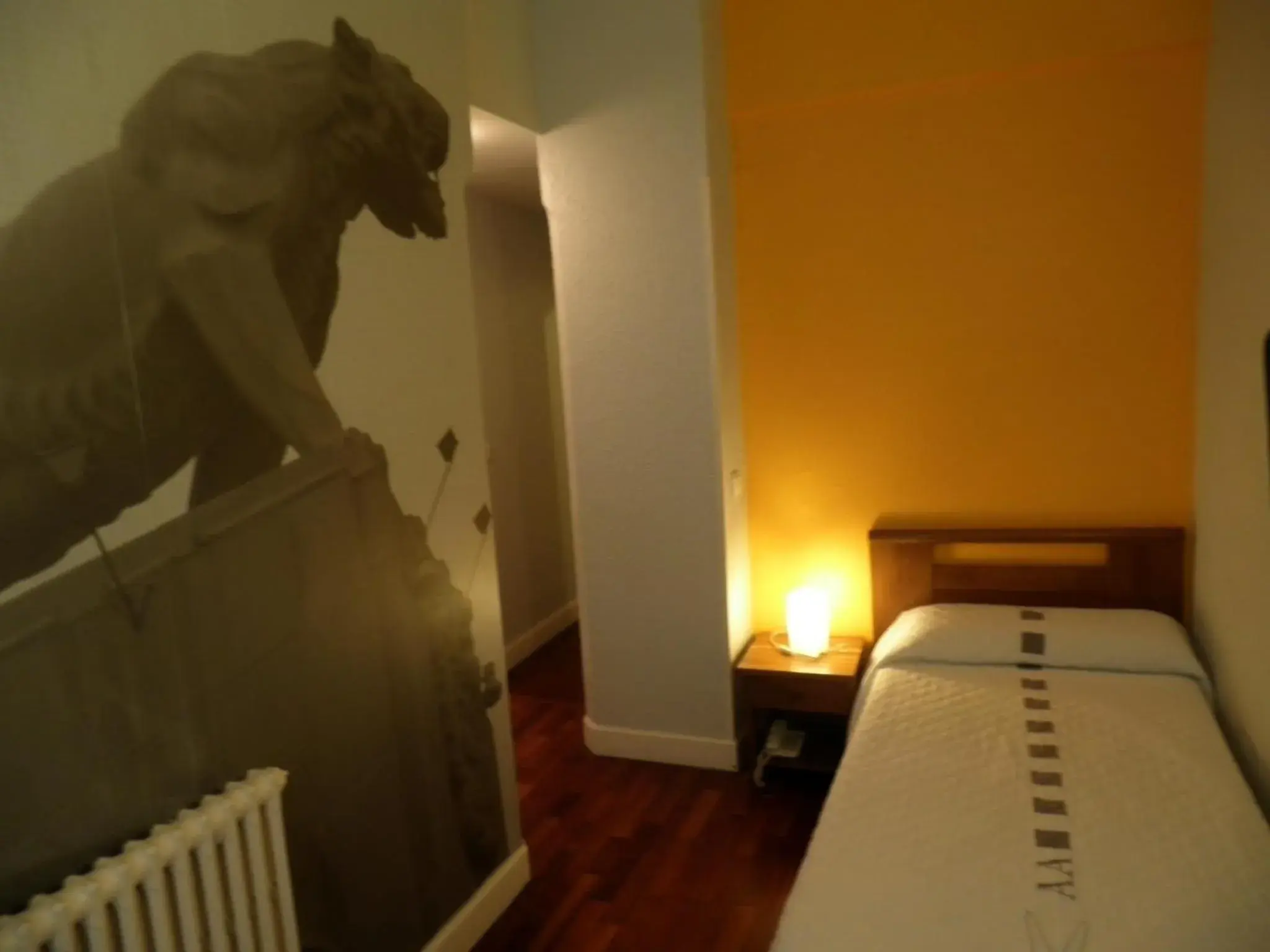 Photo of the whole room, Bed in Hotel Photo Zabalburu Photo of the whole room, Bed in Hotel Photo Zabalburu