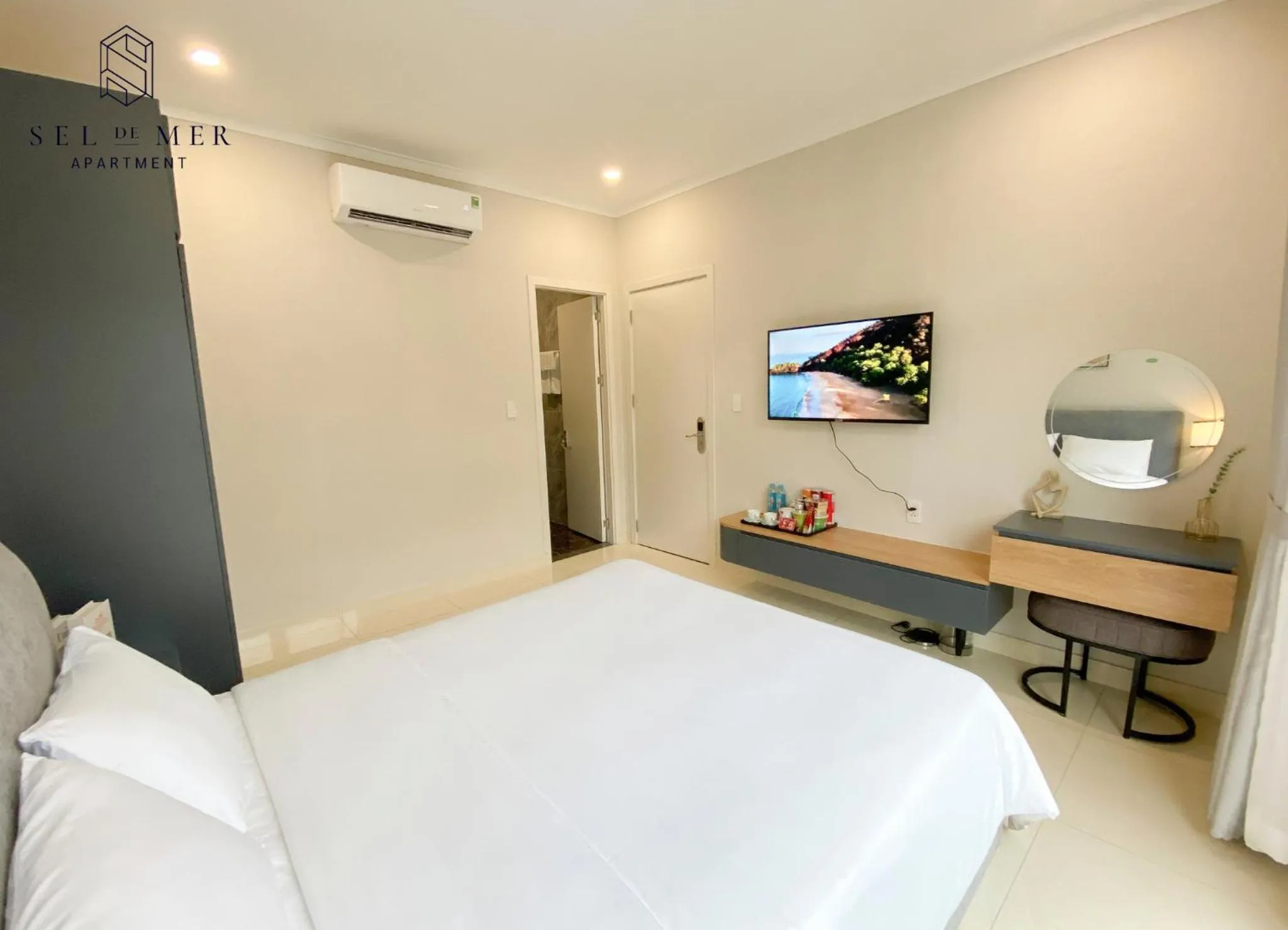 Photo of the whole room, Bed in Sel de Mer Apartment Grand World Phu Quoc