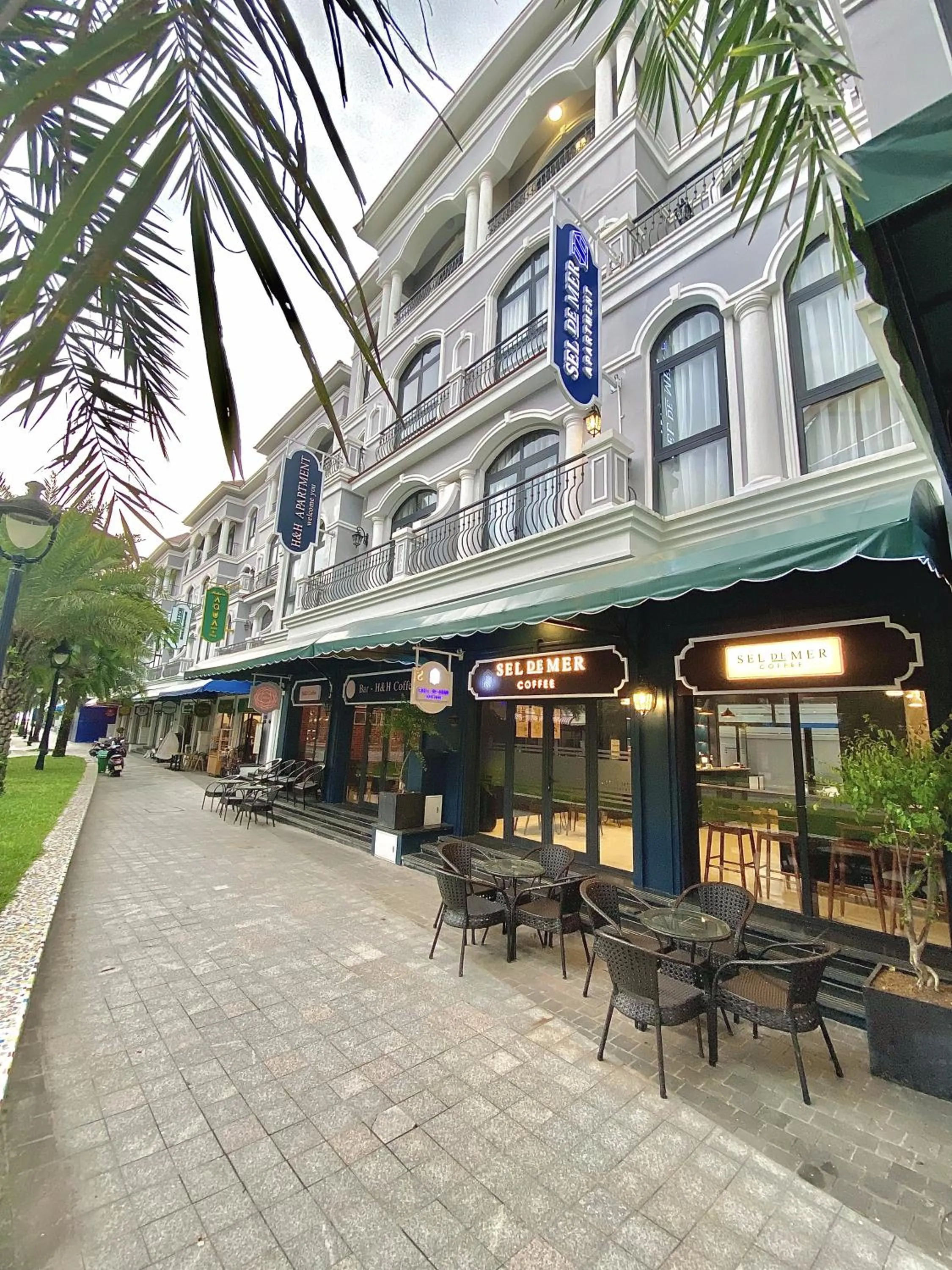 Neighbourhood in Sel de Mer Apartment Grand World Phu Quoc