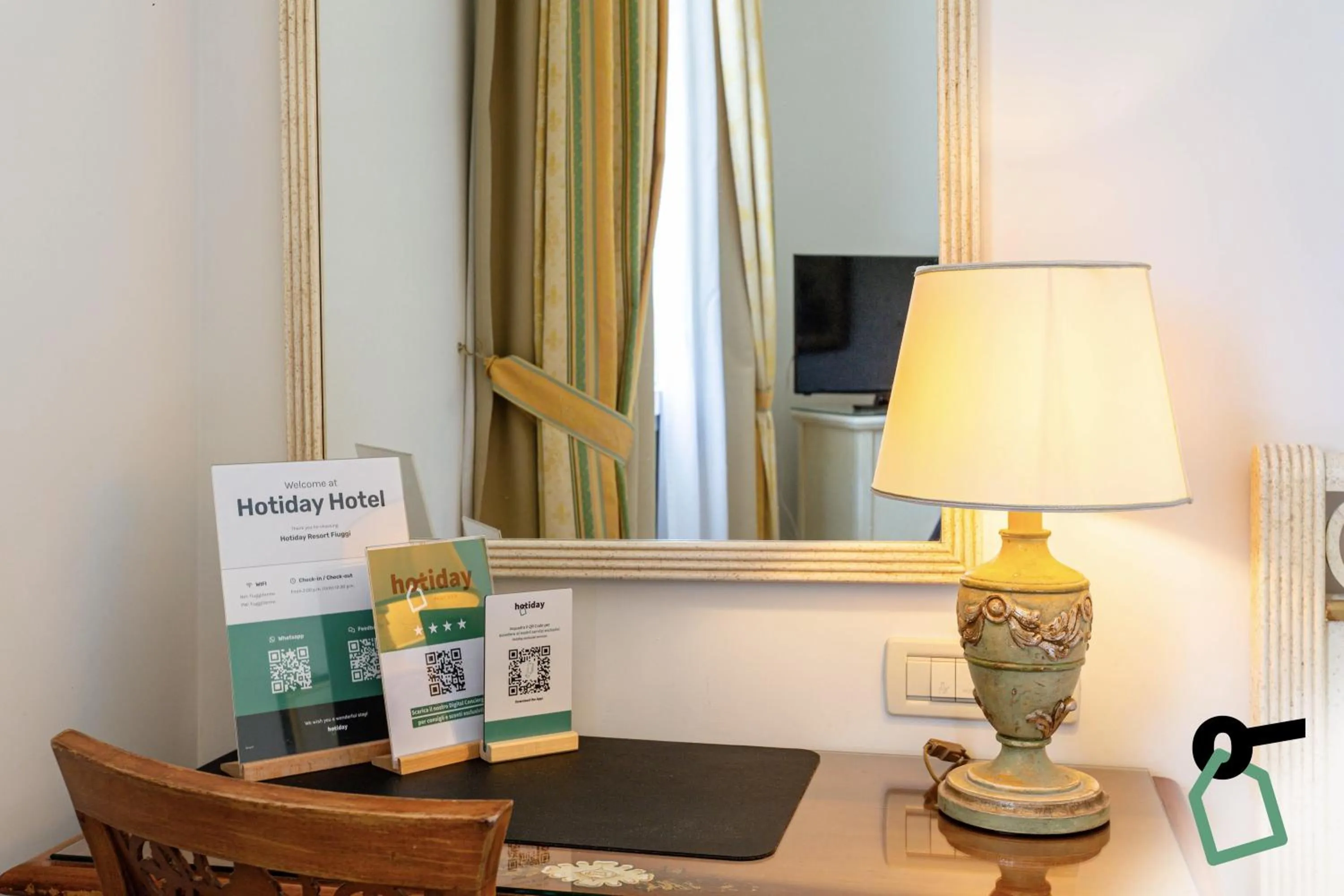 TV and multimedia in Hotiday Room Collection - Fiuggi