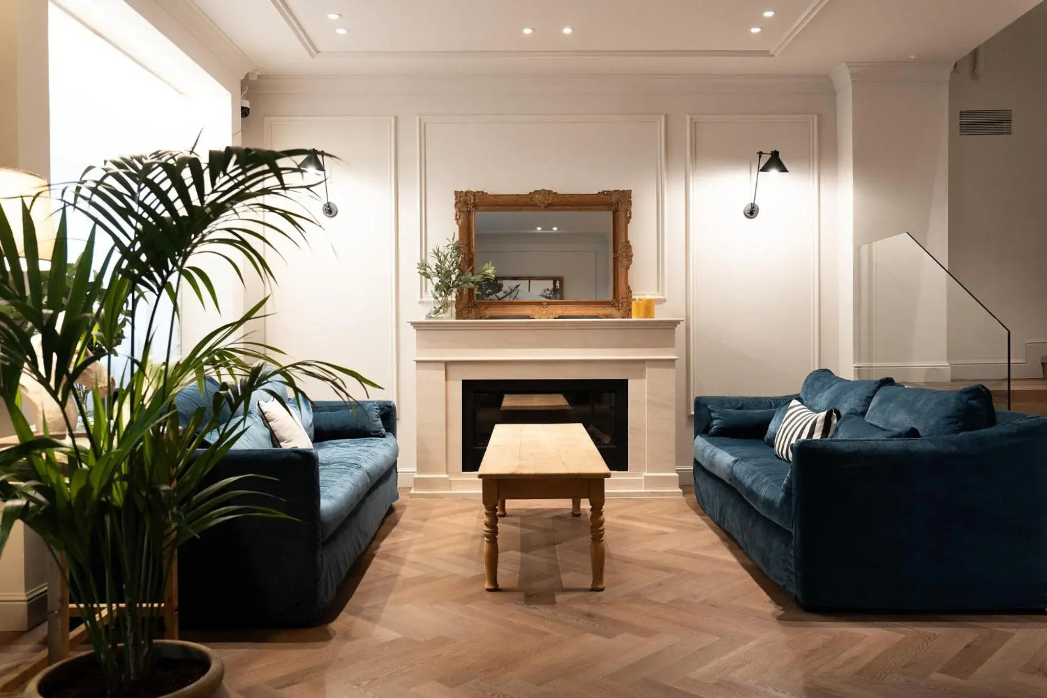 Lobby or reception in Mesón Castilla Atiram Hotels Lobby or reception in Mesón Castilla Atiram Hotels