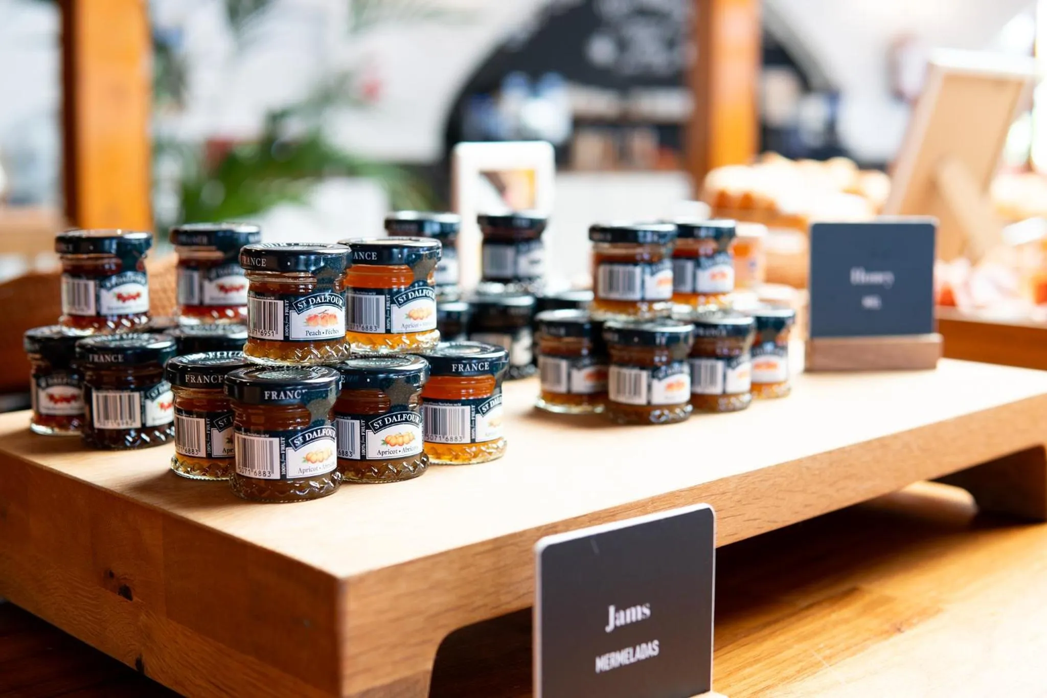 Breakfast in Mesón Castilla Atiram Hotels