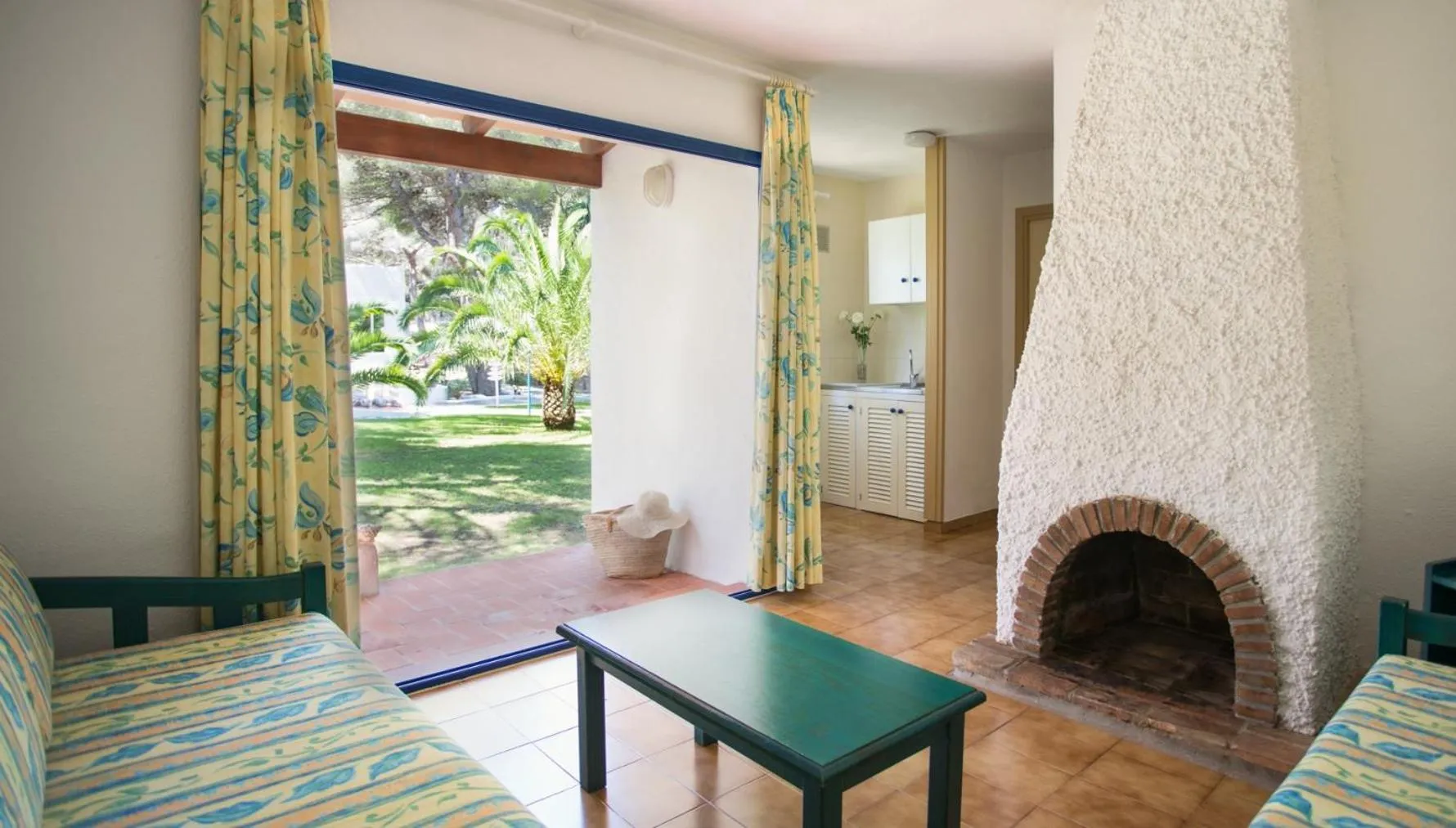 Living room in Insotel Club Maryland