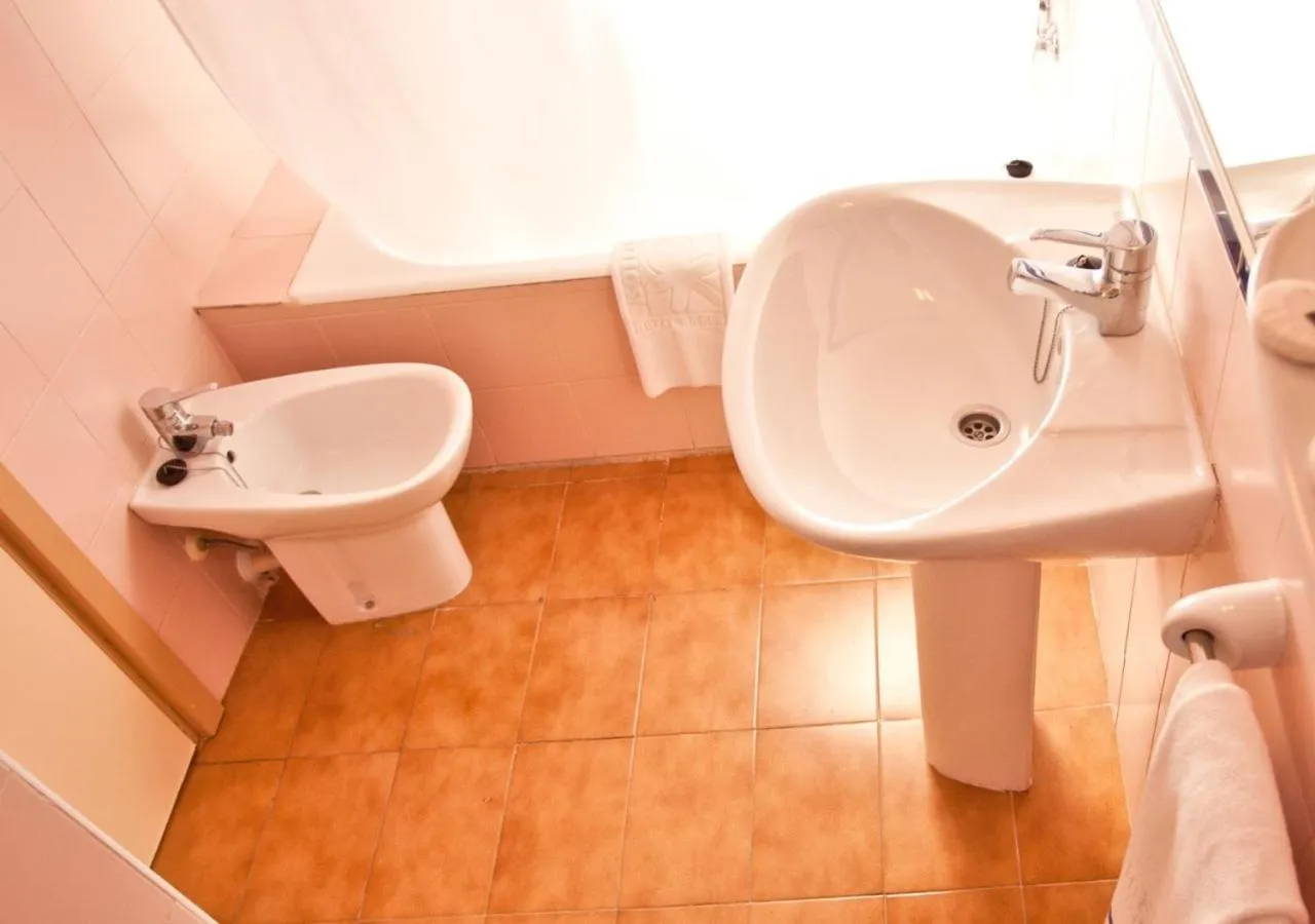 Toilet in Insotel Club Maryland