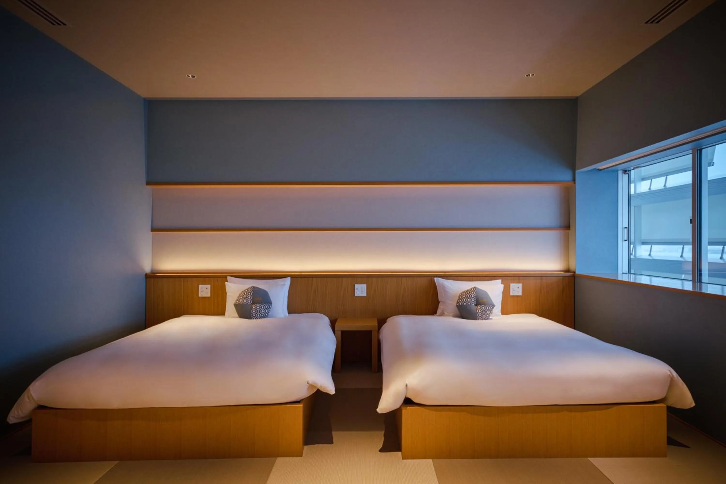 Photo of the whole room, Bed in OMO7 Osaka by Hoshino Resorts