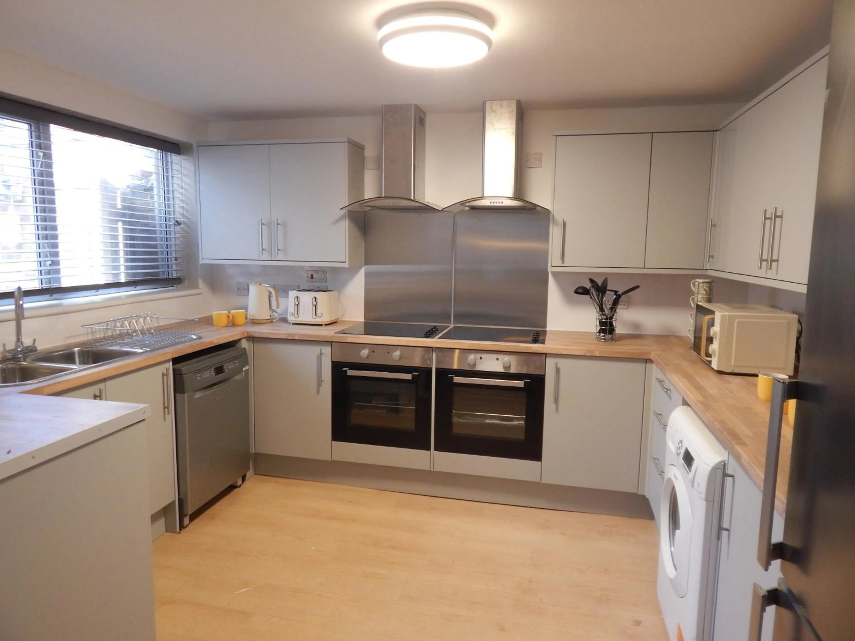 Kitchen or kitchenette in Modern, well located en-suite rooms with parking & all facilities