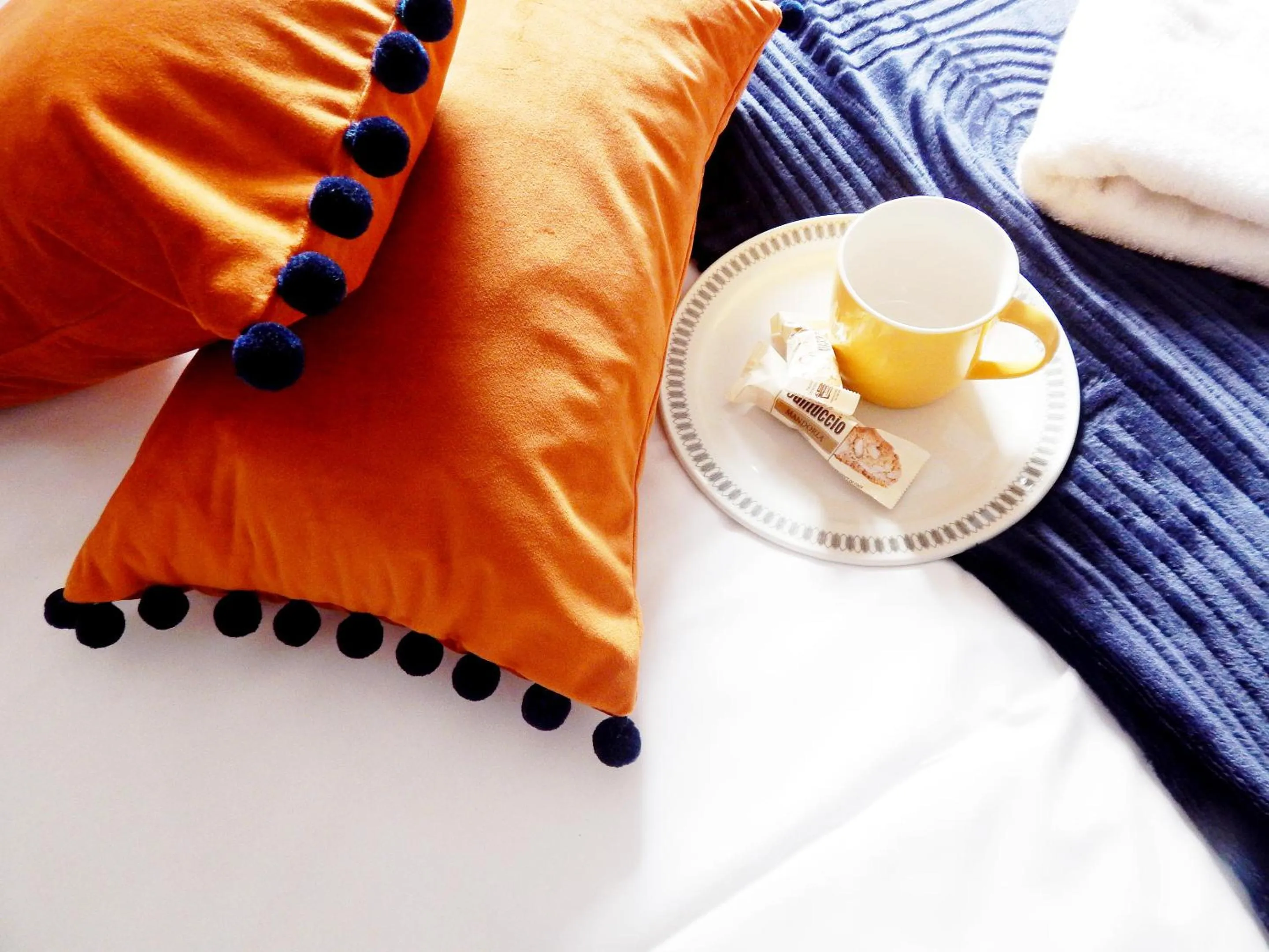 Bed in Modern, well located en-suite rooms with parking & all facilities