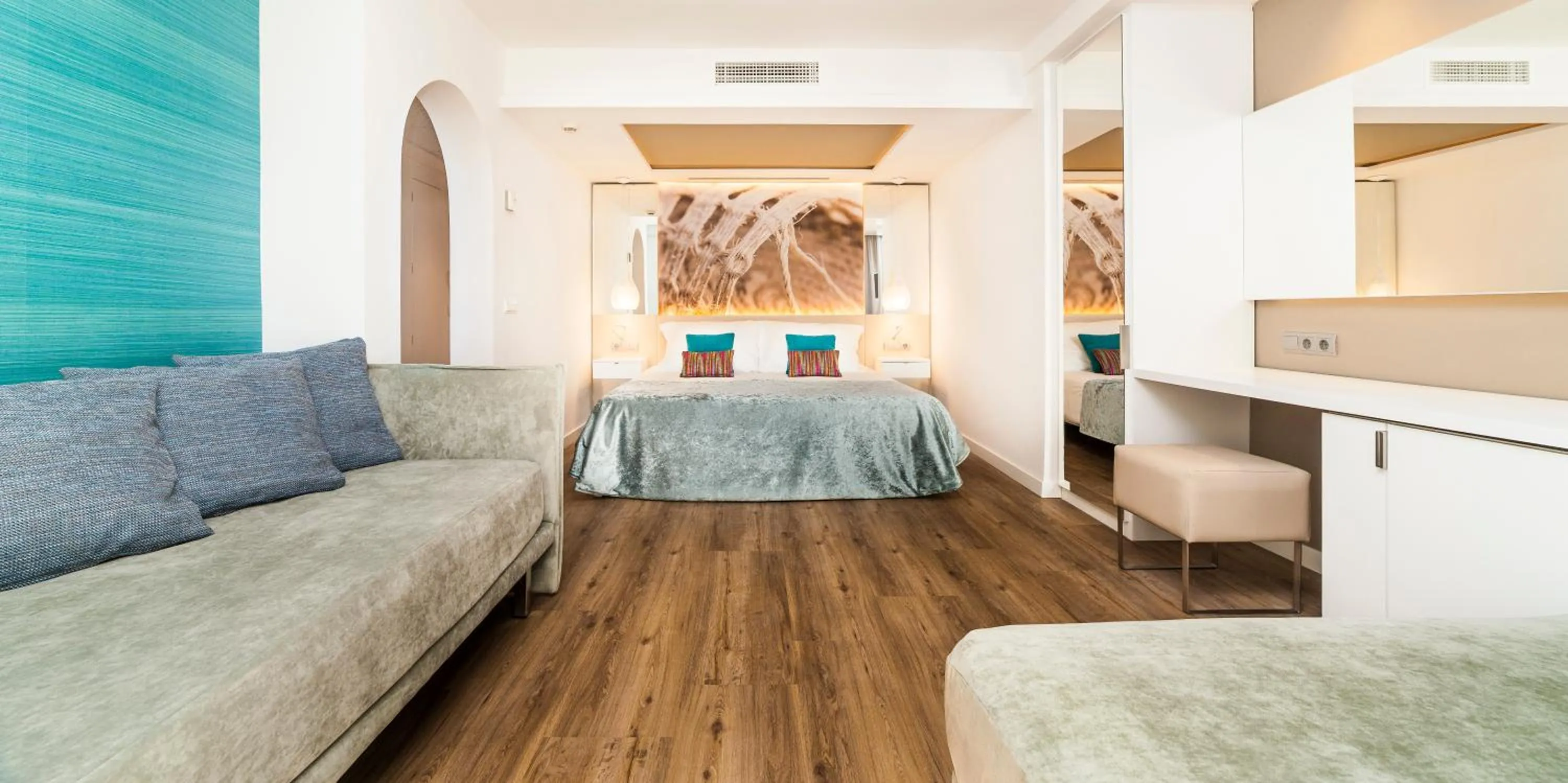 Photo of the whole room in Insotel Tarida Beach Resort & SPA