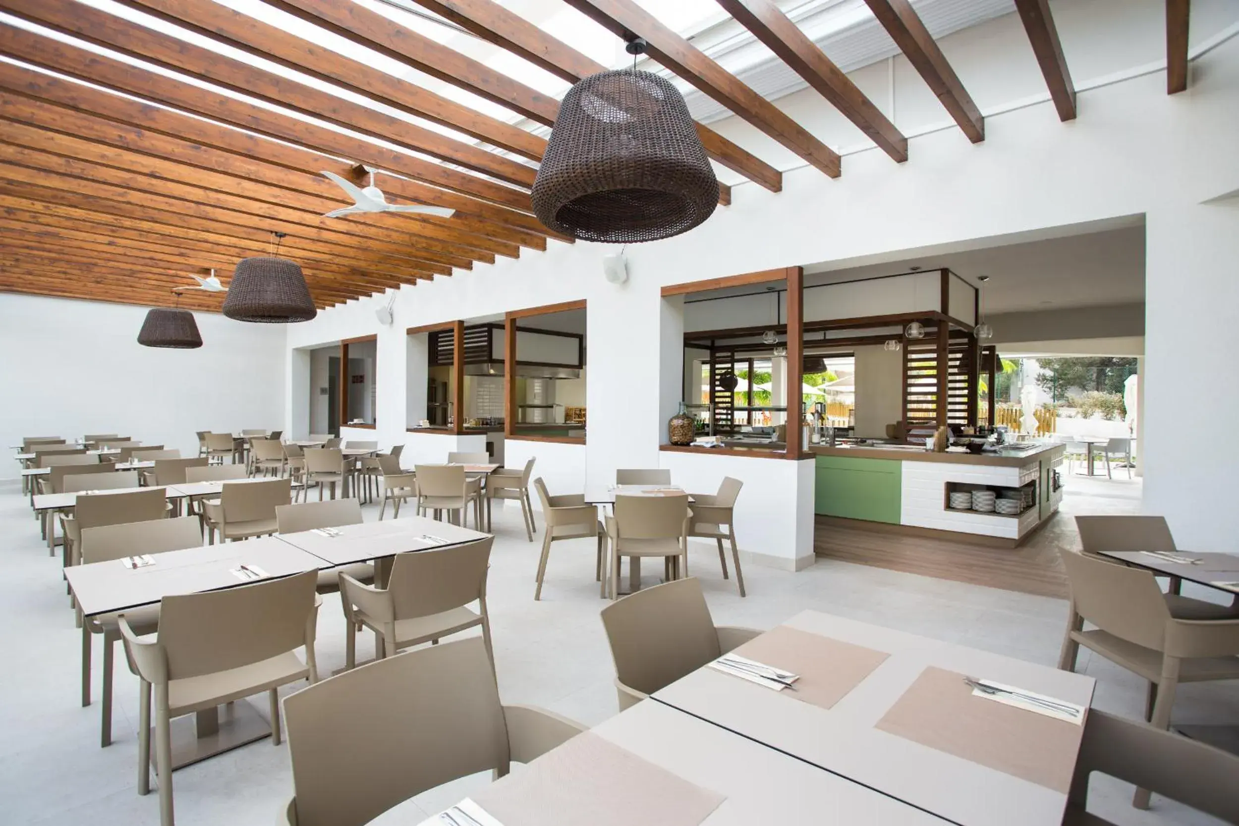 Restaurant/places to eat in Insotel Tarida Beach Resort & SPA Restaurant/places to eat in Insotel Tarida Beach Resort & SPA