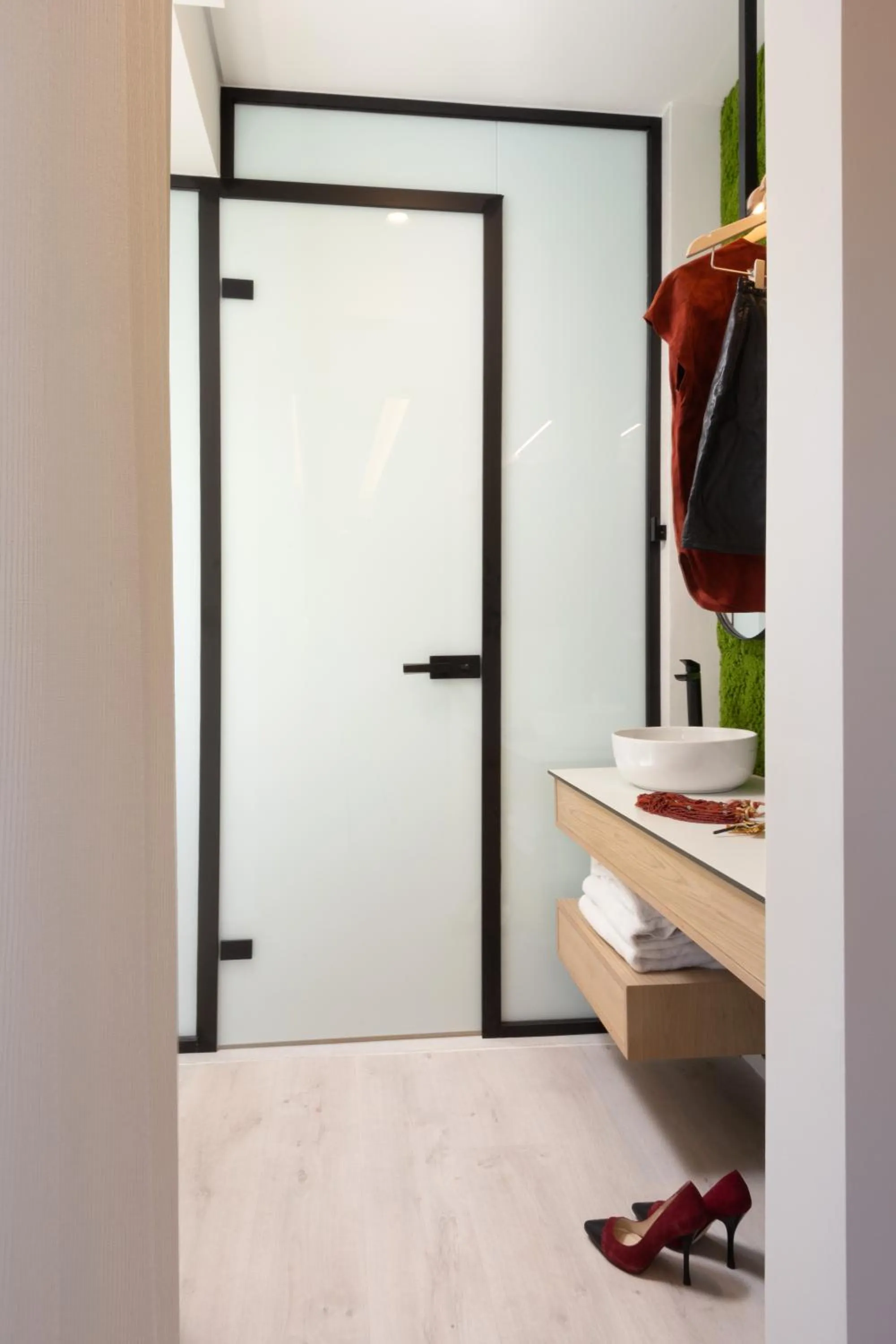 Bathroom in Incanto Boutique Suites - Mets