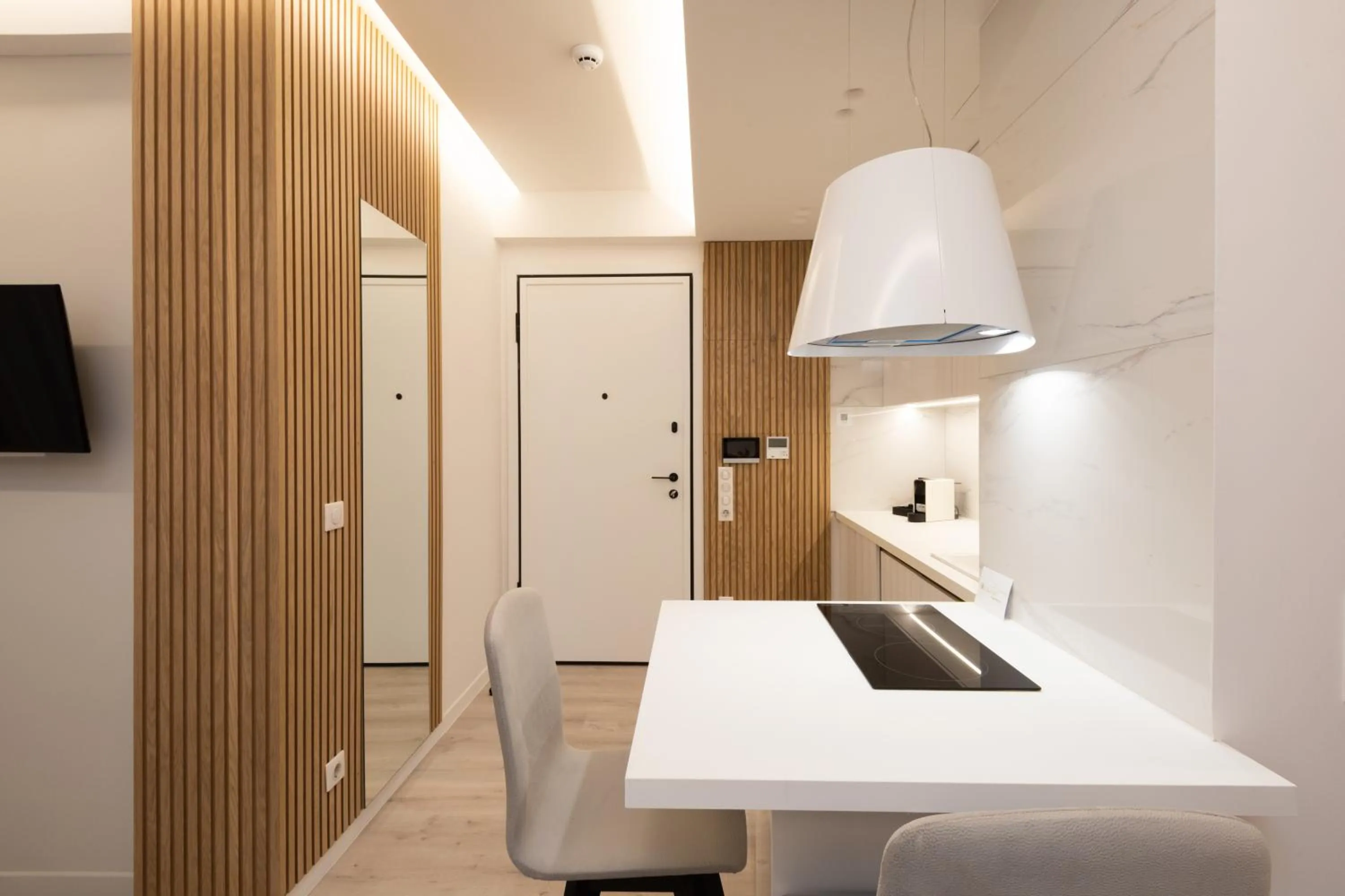 TV and multimedia in Incanto Boutique Suites - Mets