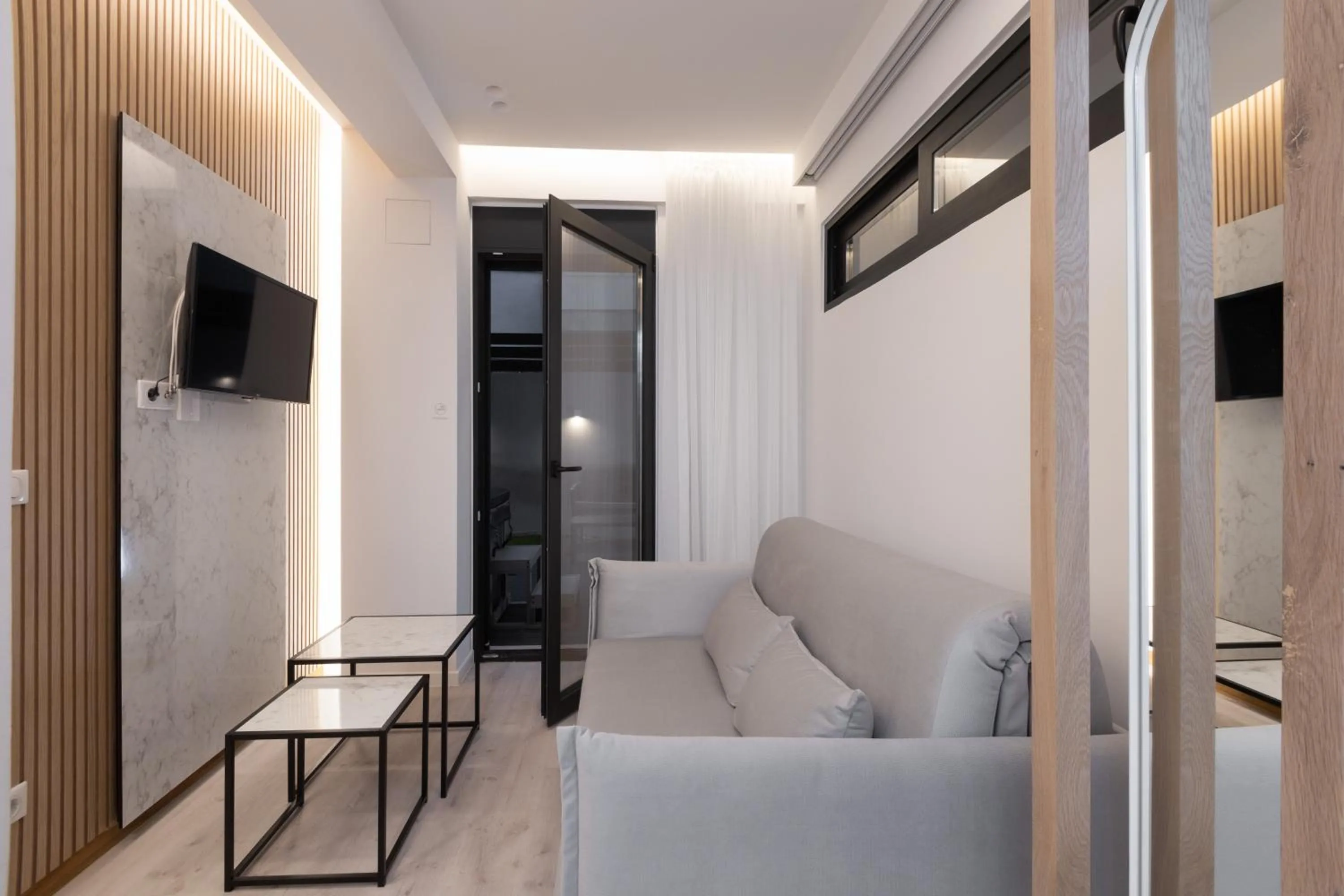 TV and multimedia in Incanto Boutique Suites - Mets