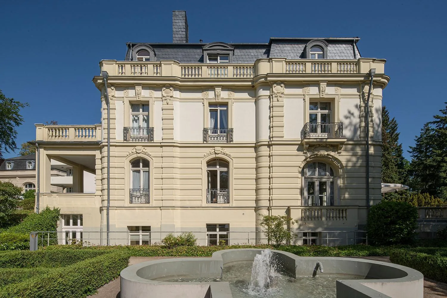 Facade/entrance in Villa Bleichröder