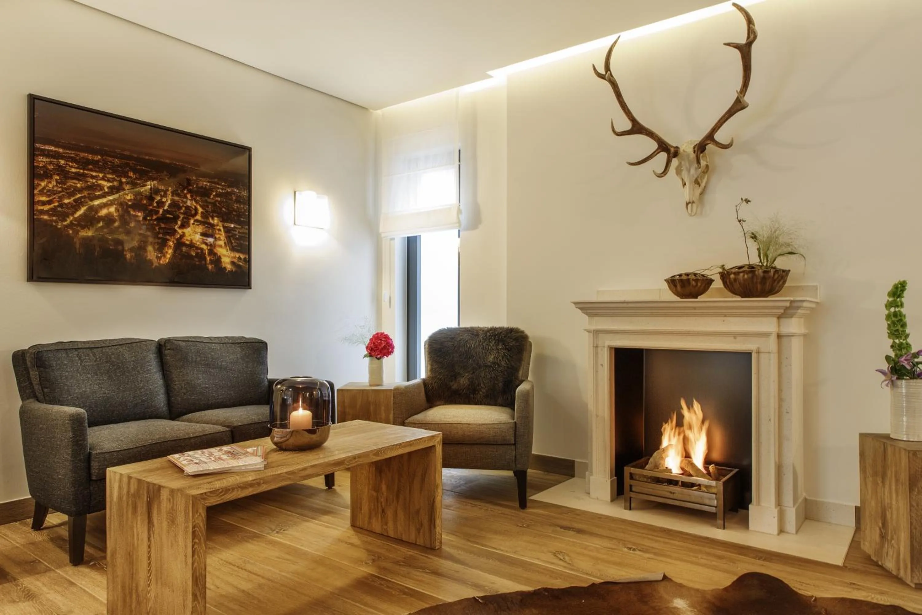 Library in The Alex Hotel