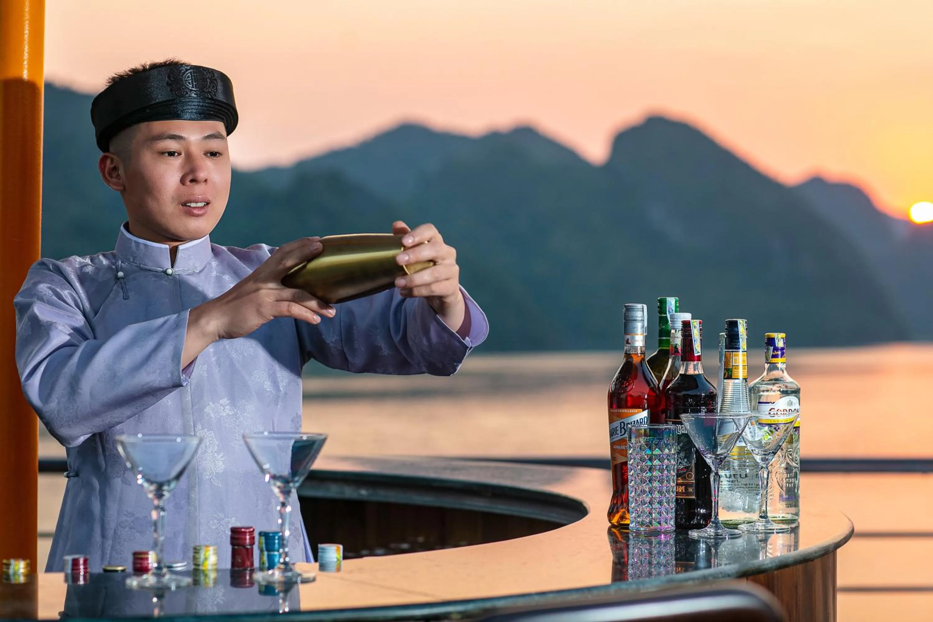 Lounge or bar in Nostalgia Halong Cruise