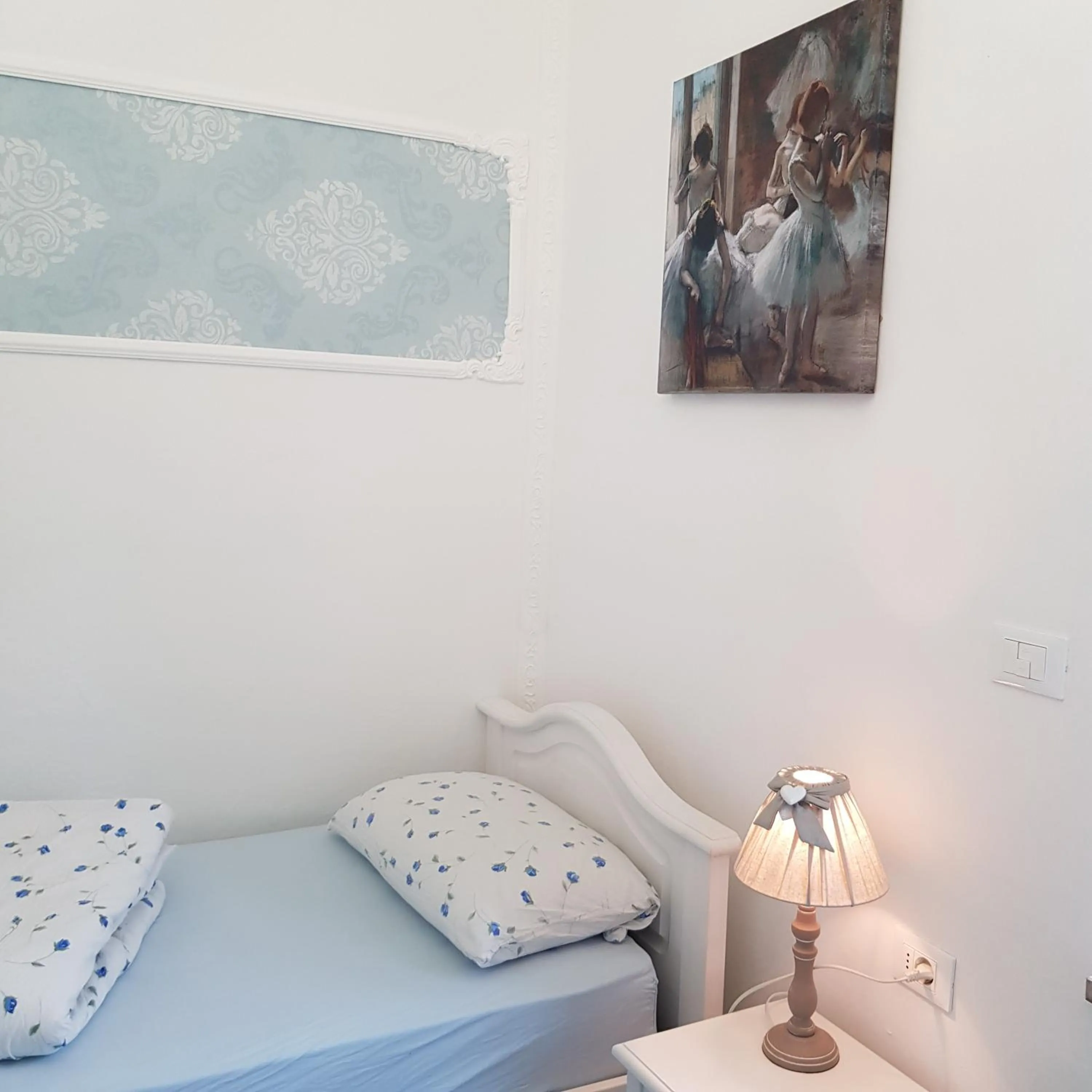 Bed in Garni Villa Tyrol - Adults Only