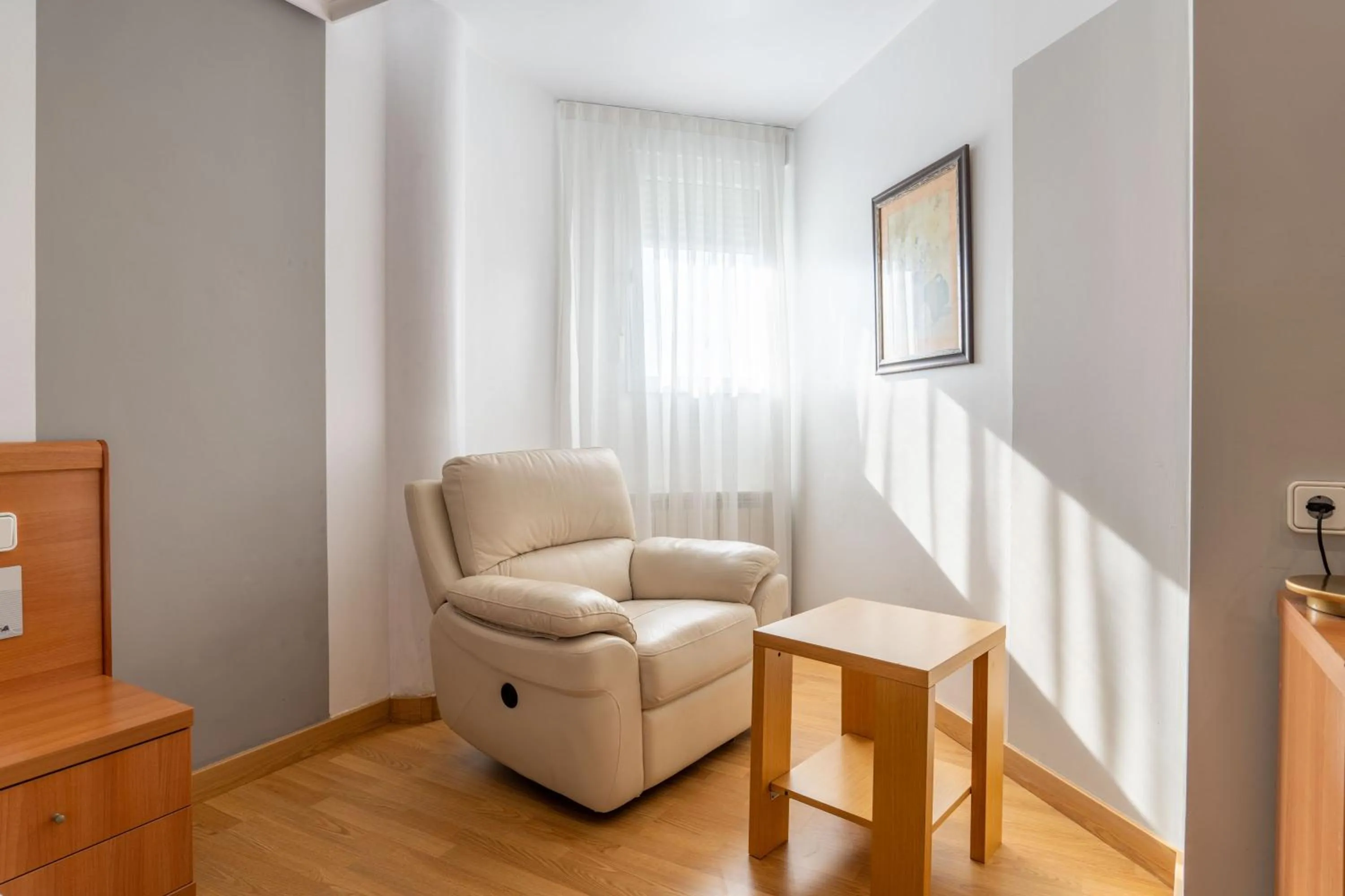 Bedroom in Chateau La Roca