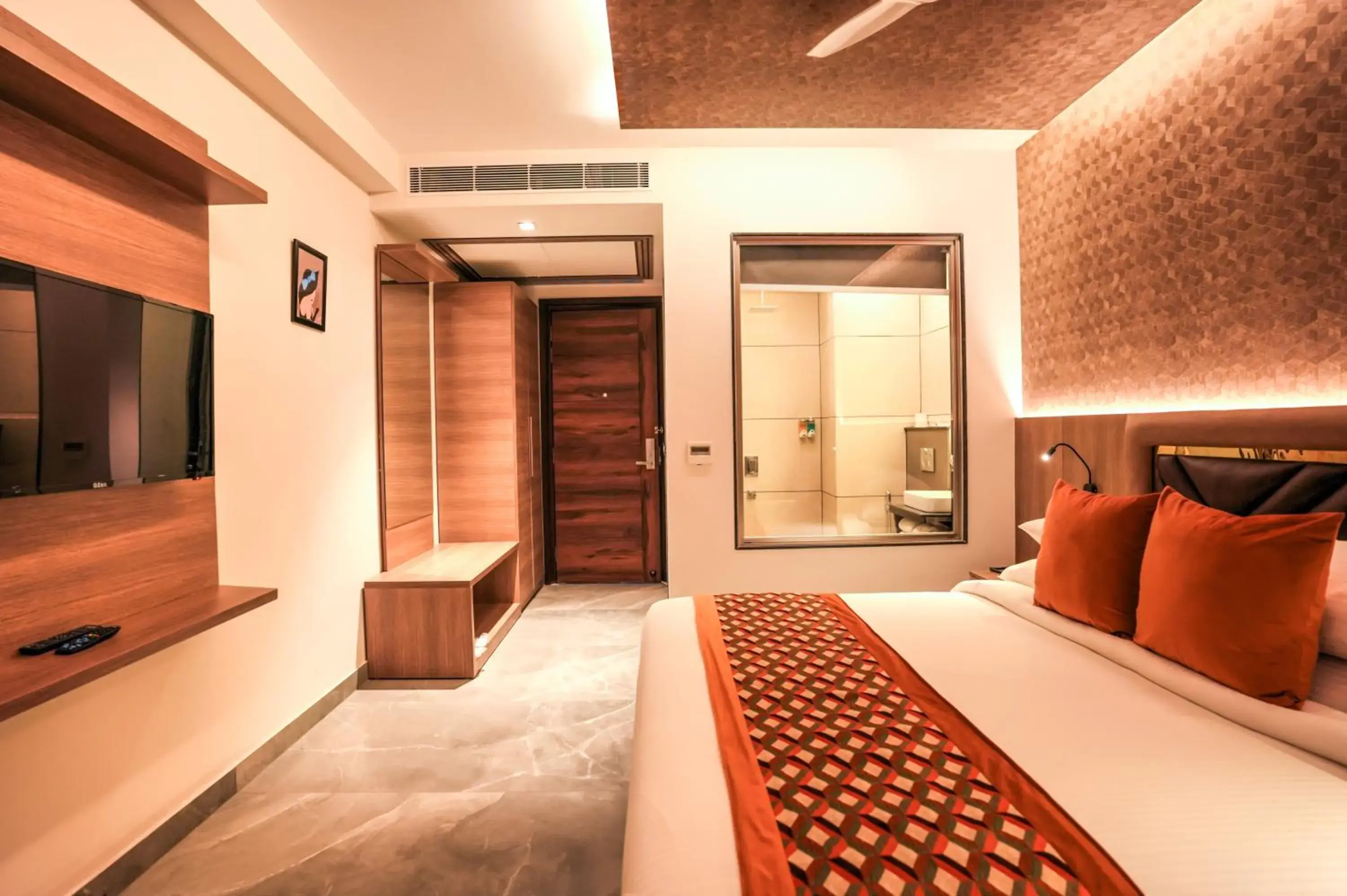 View (from property/room), Bed in Hotel Rj View (from property/room), Bed in Hotel Rj