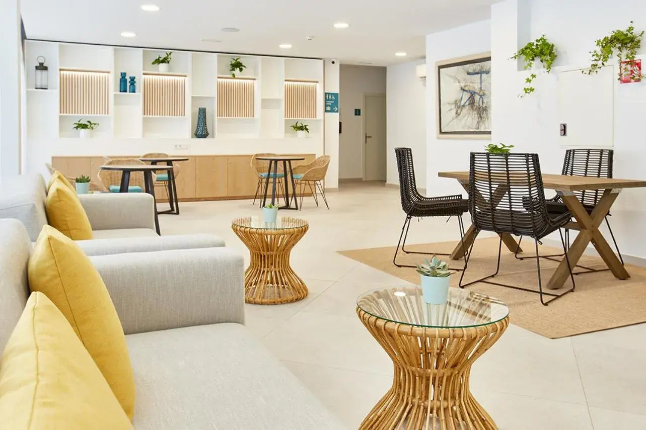 Living room in Universal Aparthotel Elisa Living room in Universal Aparthotel Elisa