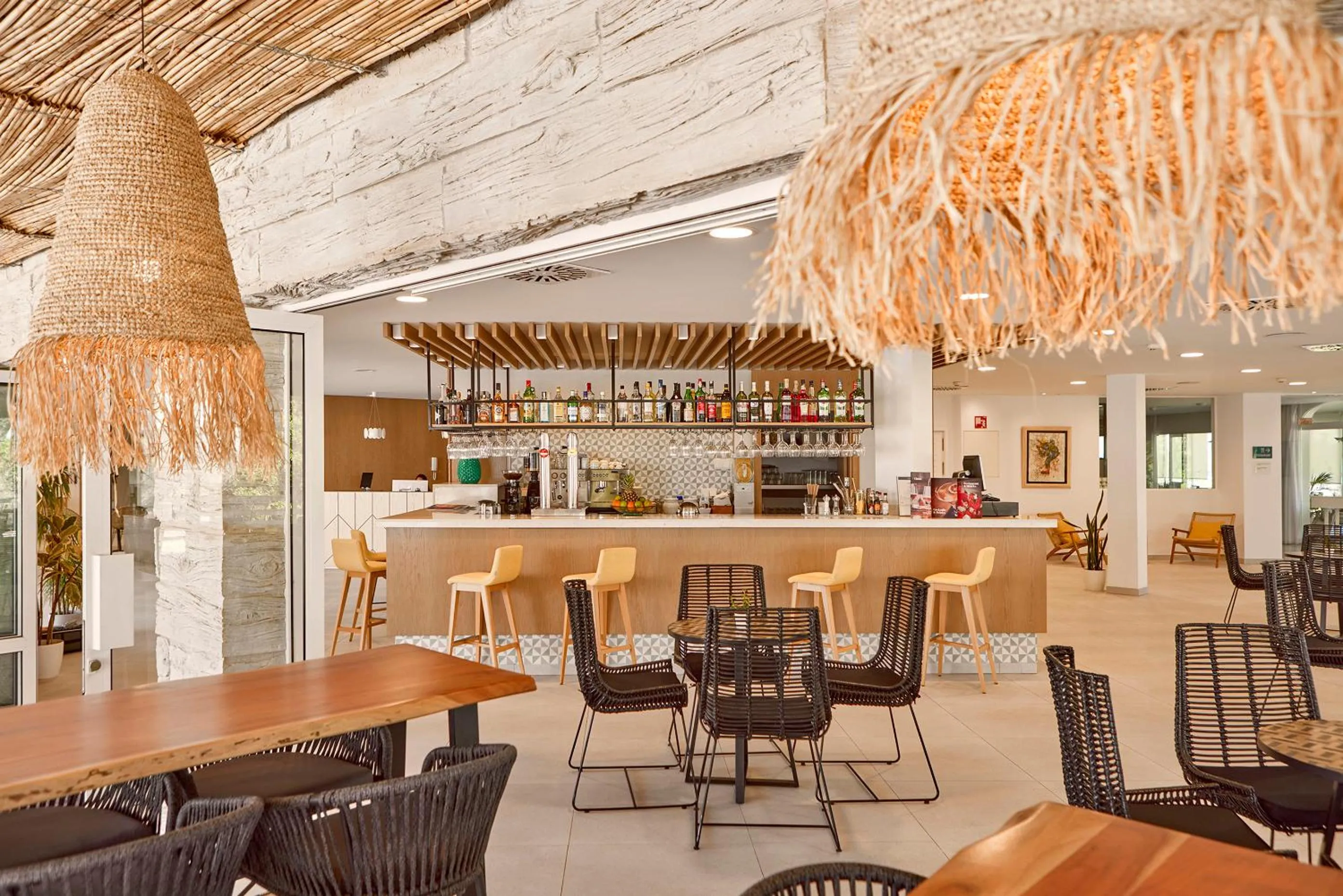 Restaurant/places to eat in Universal Aparthotel Elisa