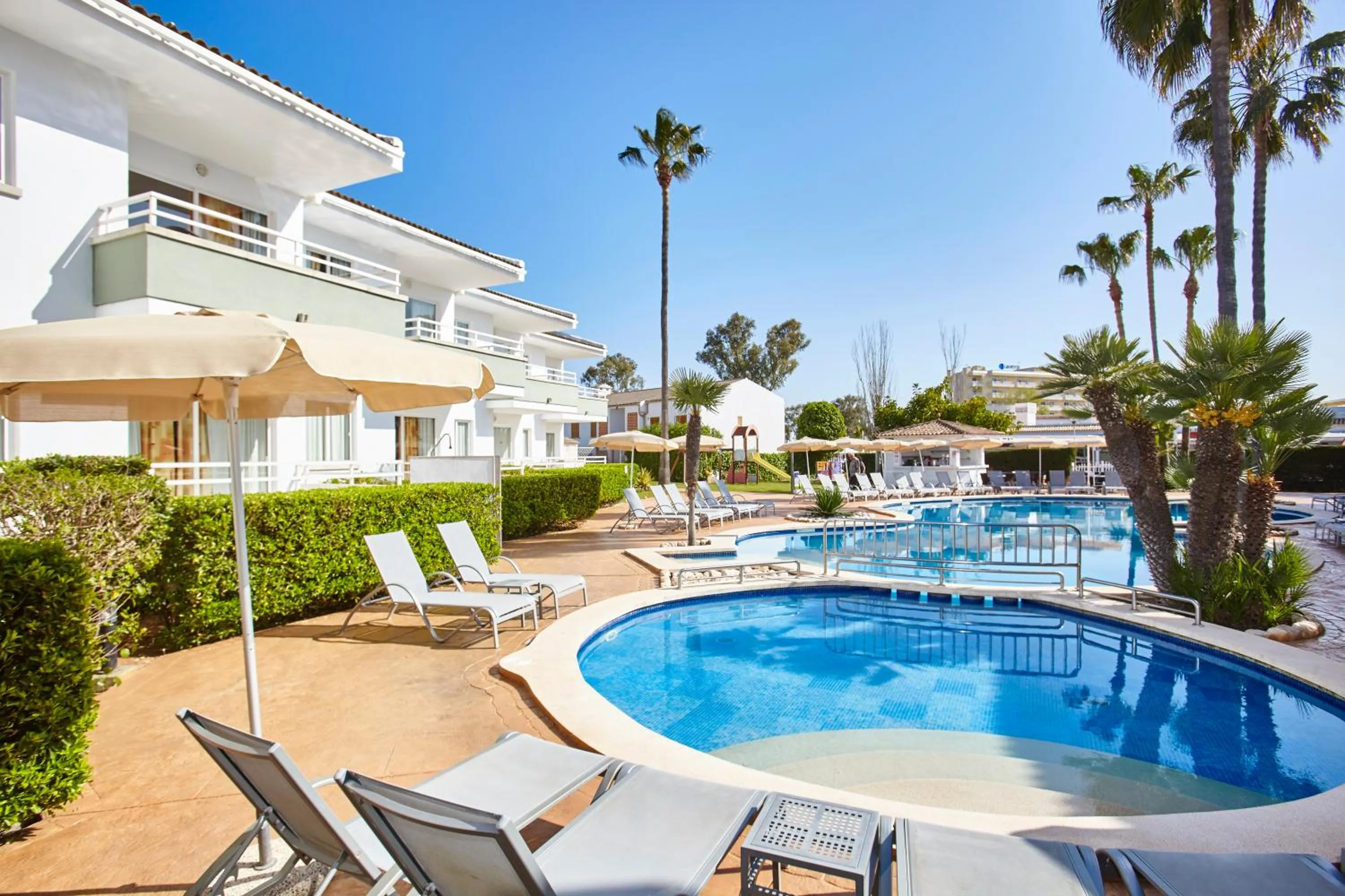 Swimming pool in Universal Aparthotel Elisa