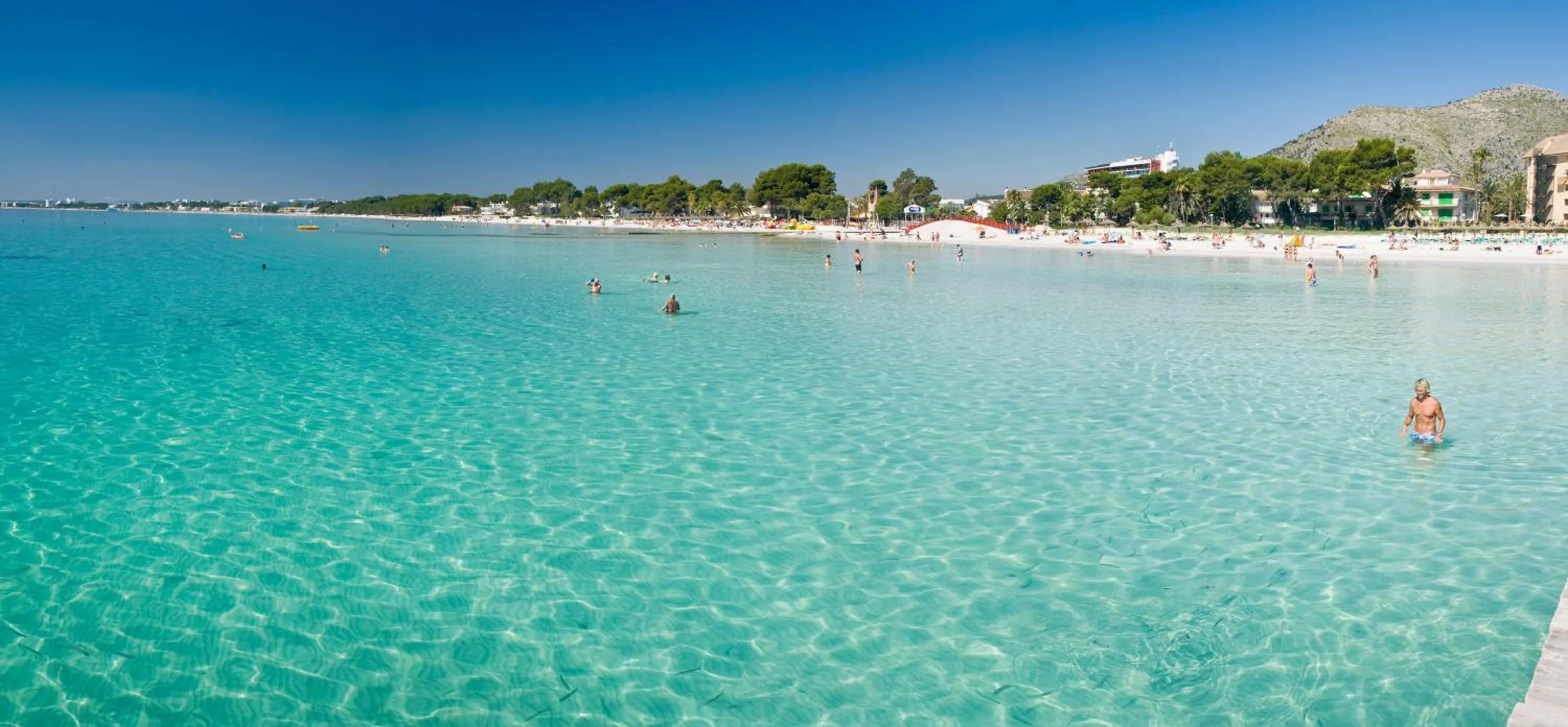 Beach in Apartamentos Siesta I