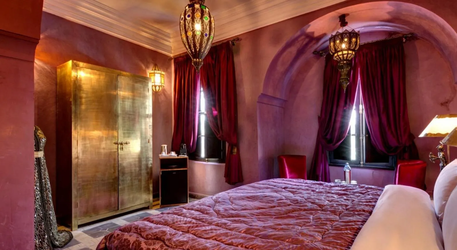 Photo of the whole room, Bed in Riad Wow
