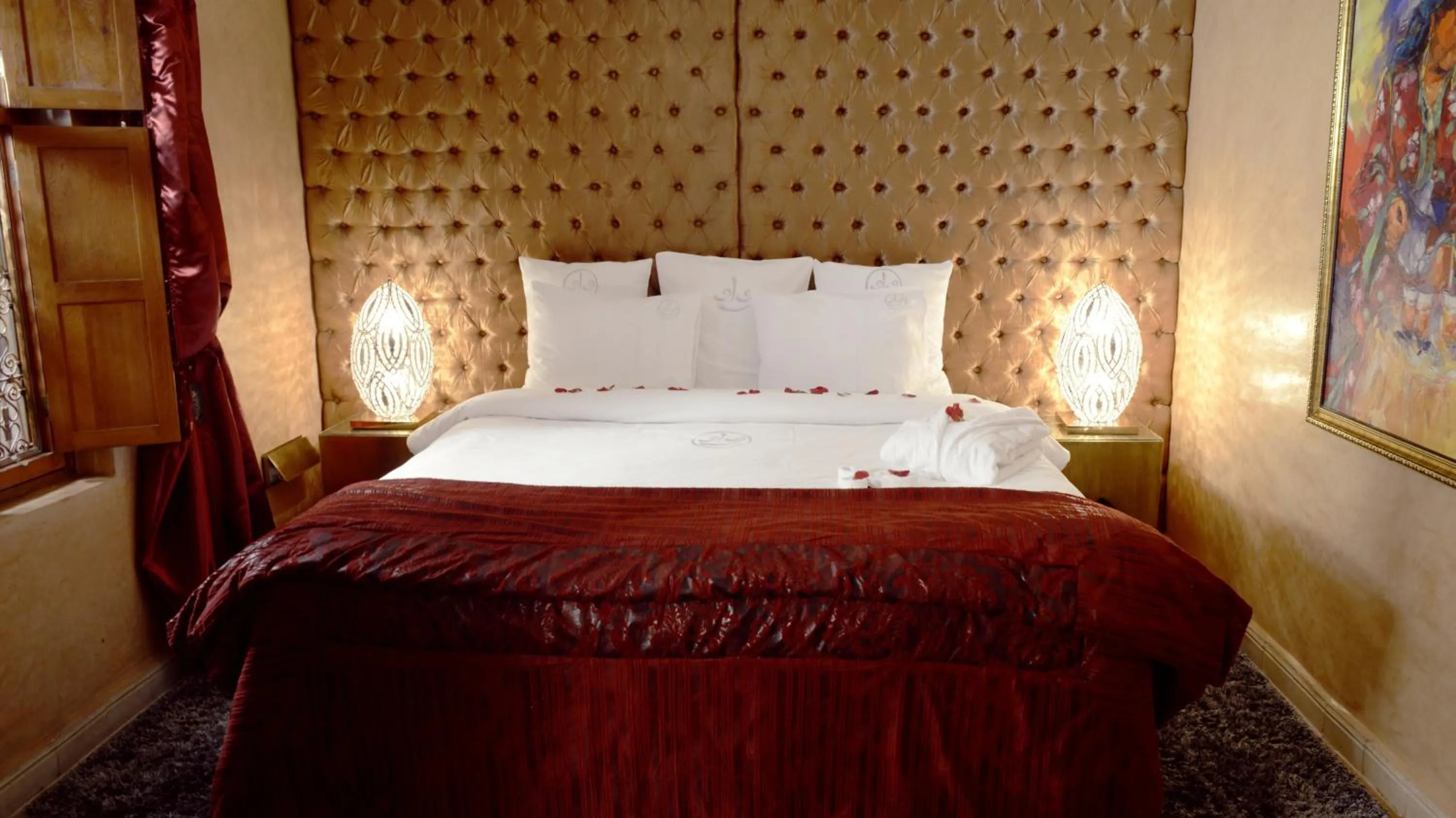 Photo of the whole room, Bed in Riad Wow