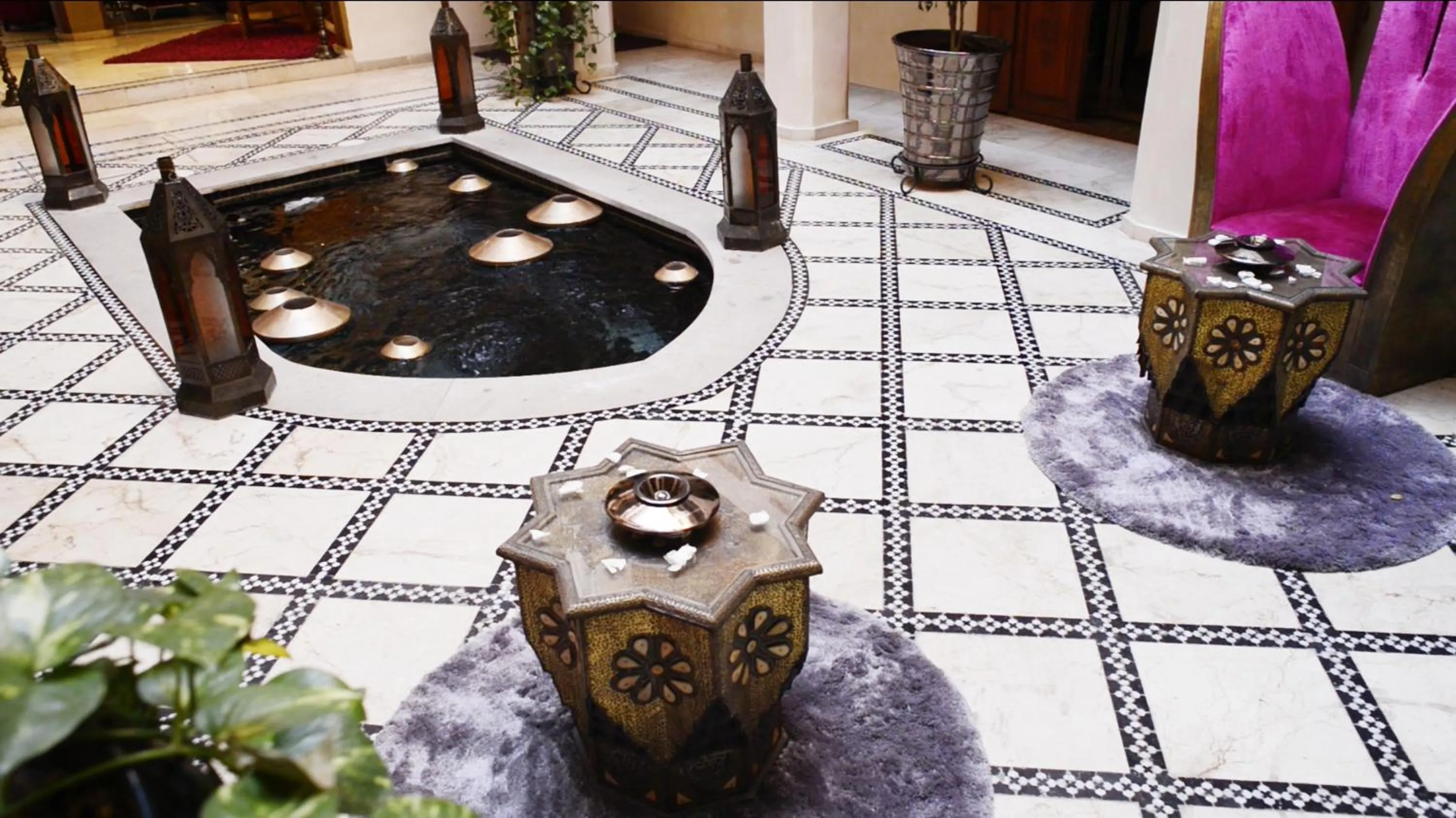 Decorative detail in Riad Wow