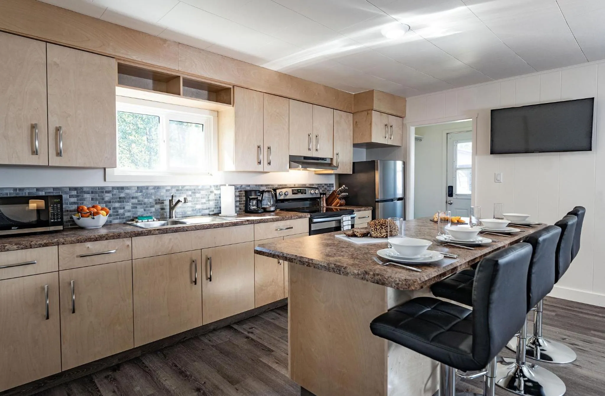 Downie Cottage by Revelstoke Vacations