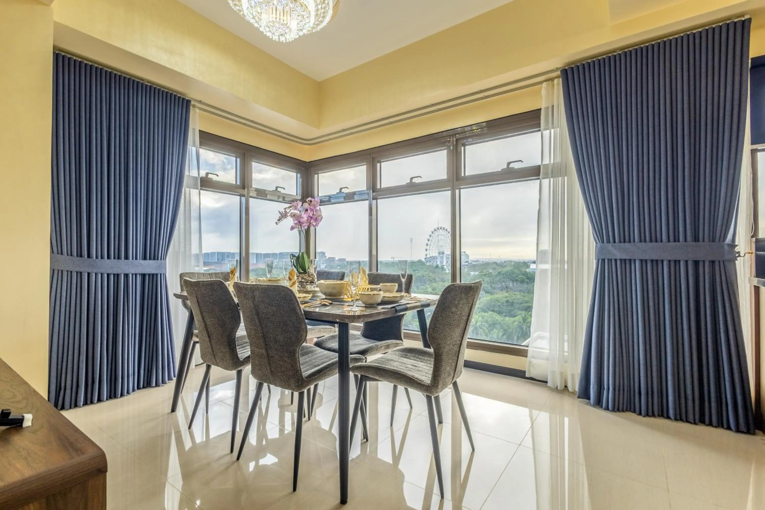 Dining area in The Radiance Manila Bay
