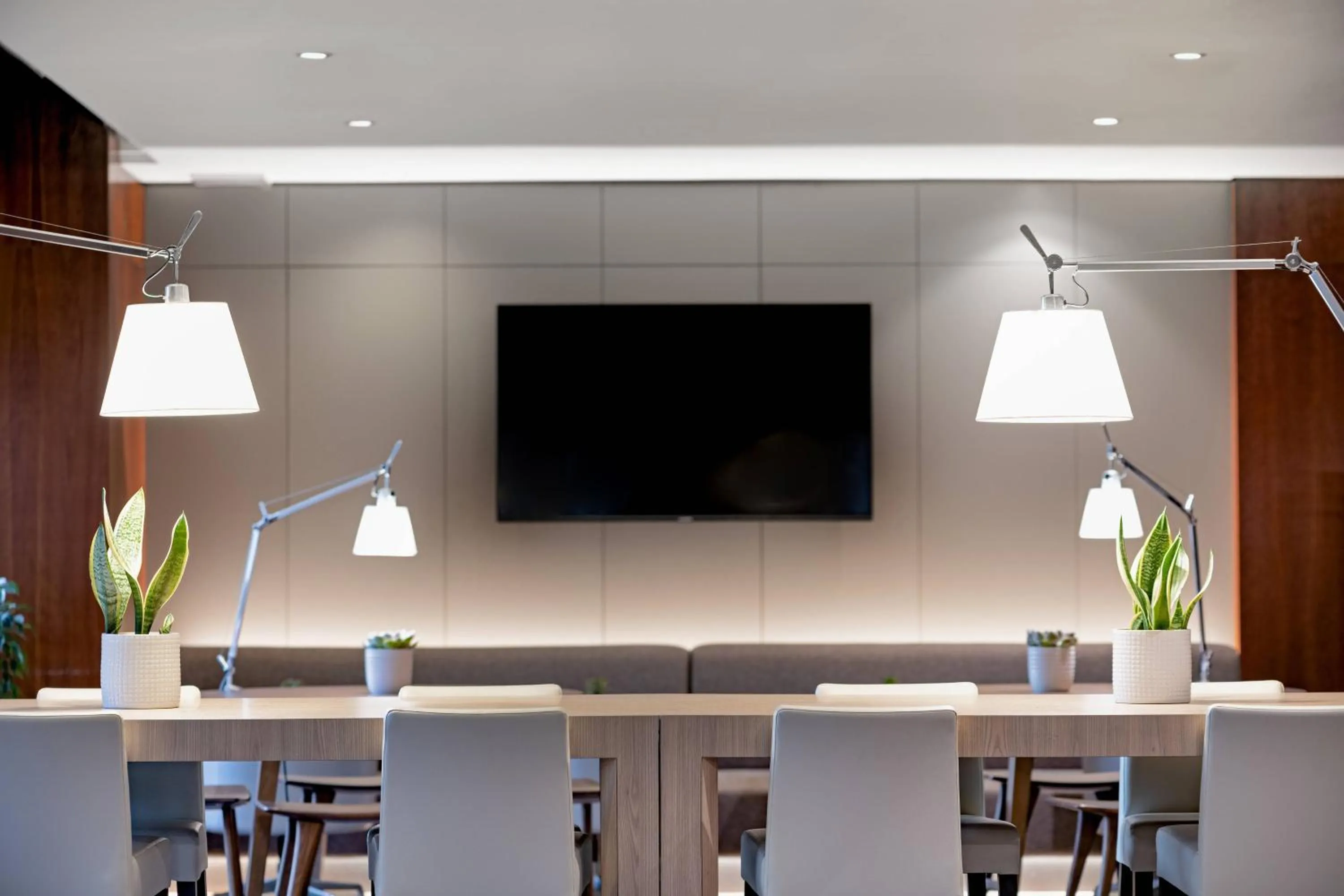 Lounge or bar in AC Hotel La Línea by Marriott