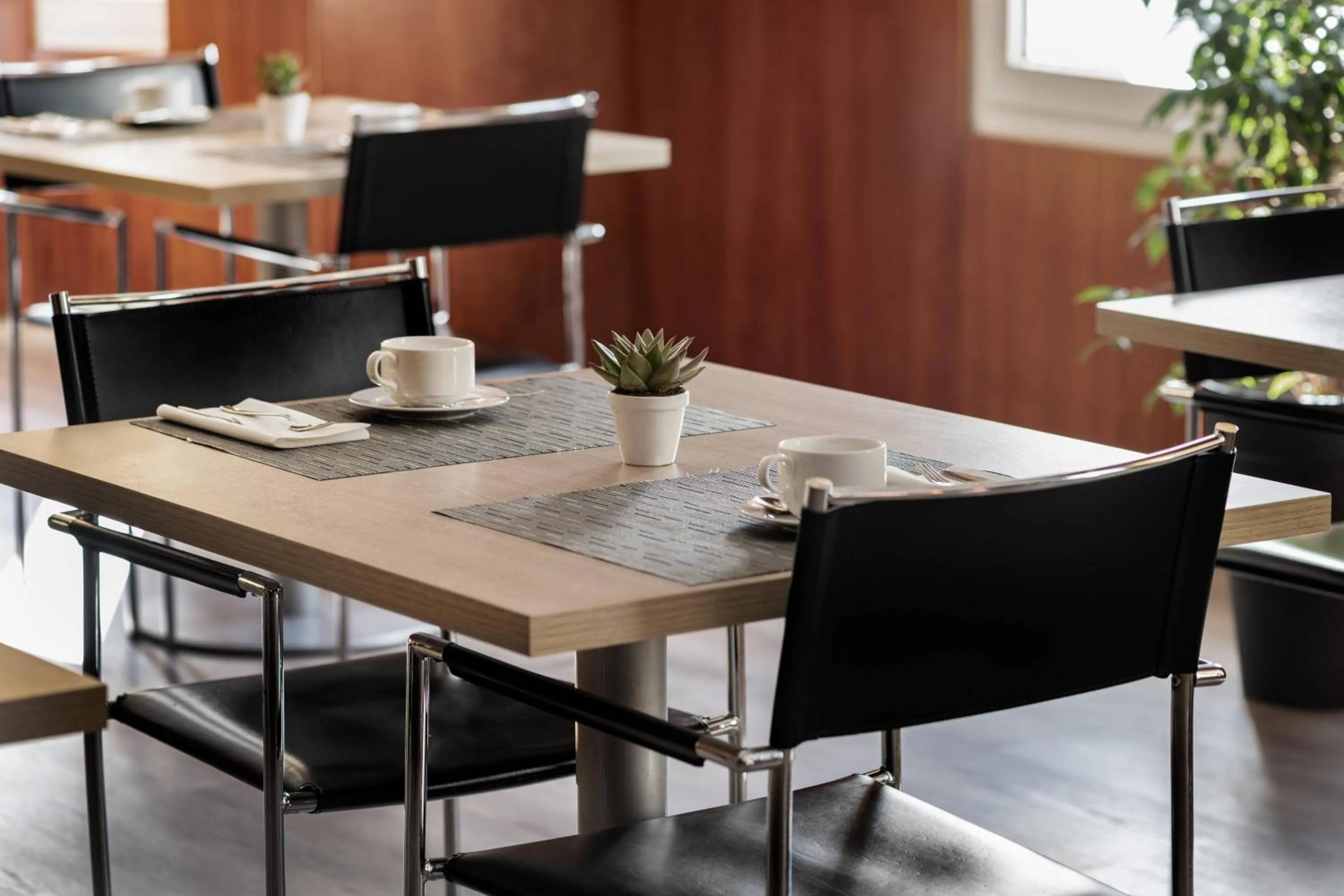 Lounge or bar in AC Hotel La Línea by Marriott