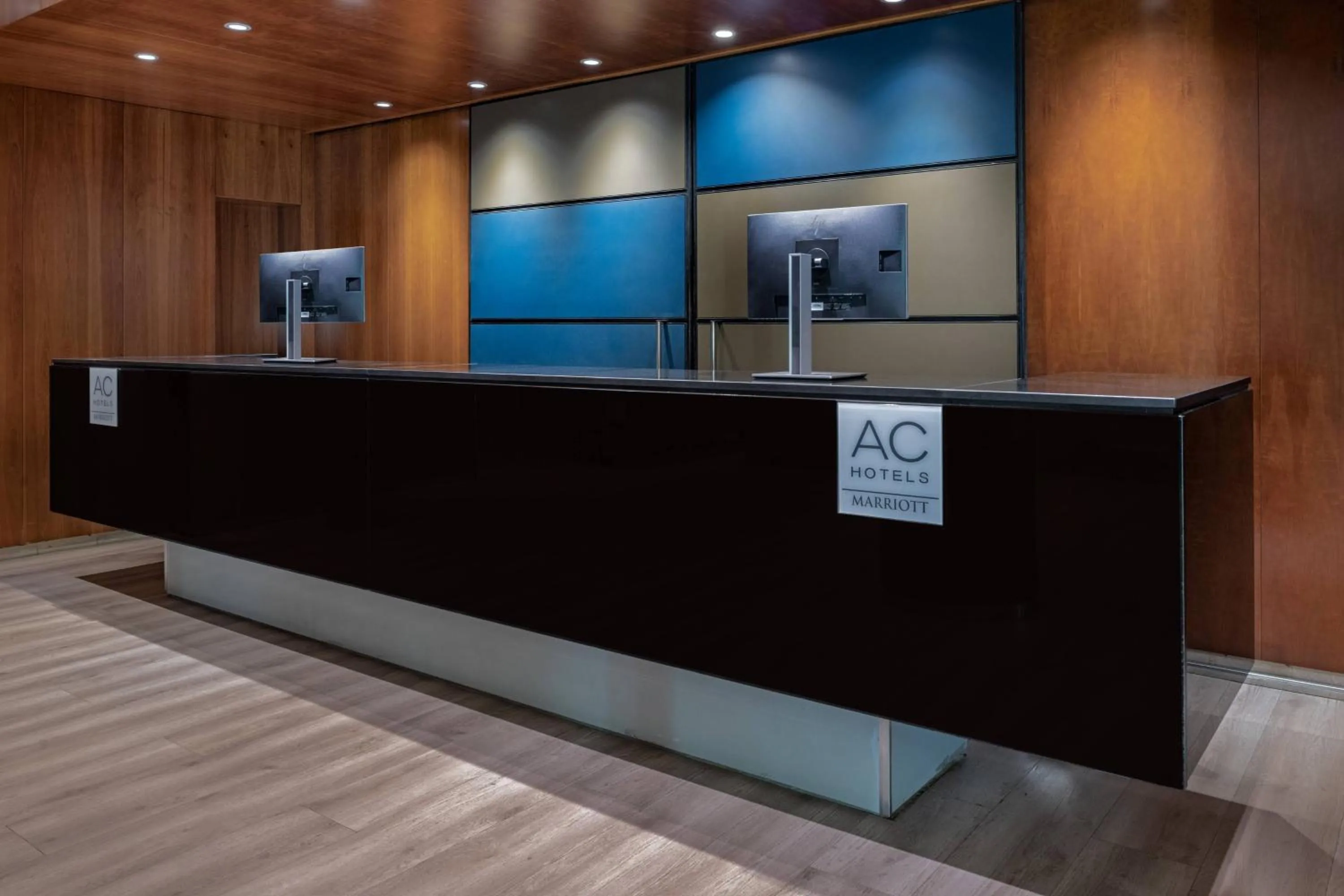 Lobby or reception in AC Hotel La Línea by Marriott