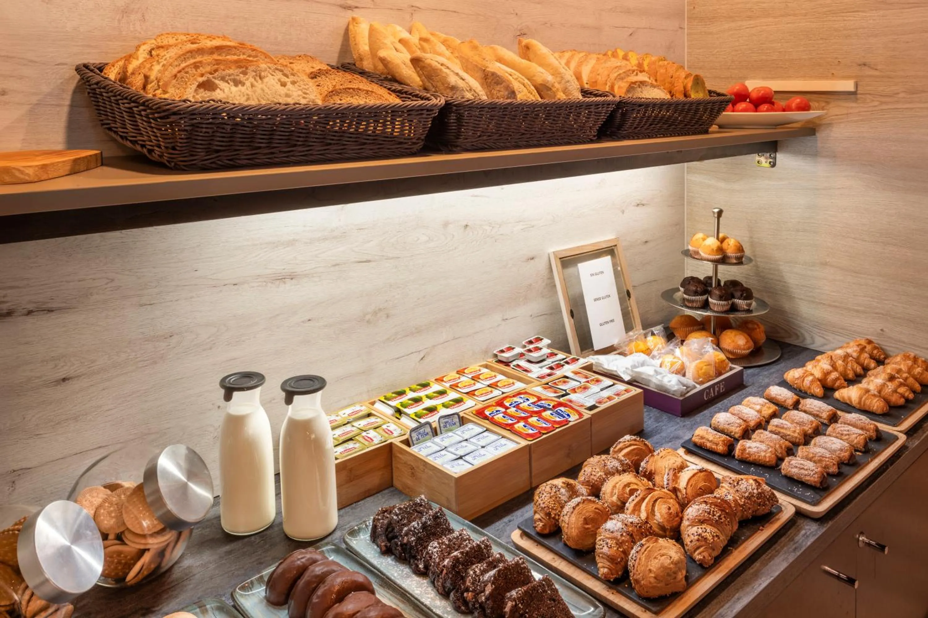 Breakfast in B&B HOTEL Ciudad de Lleida