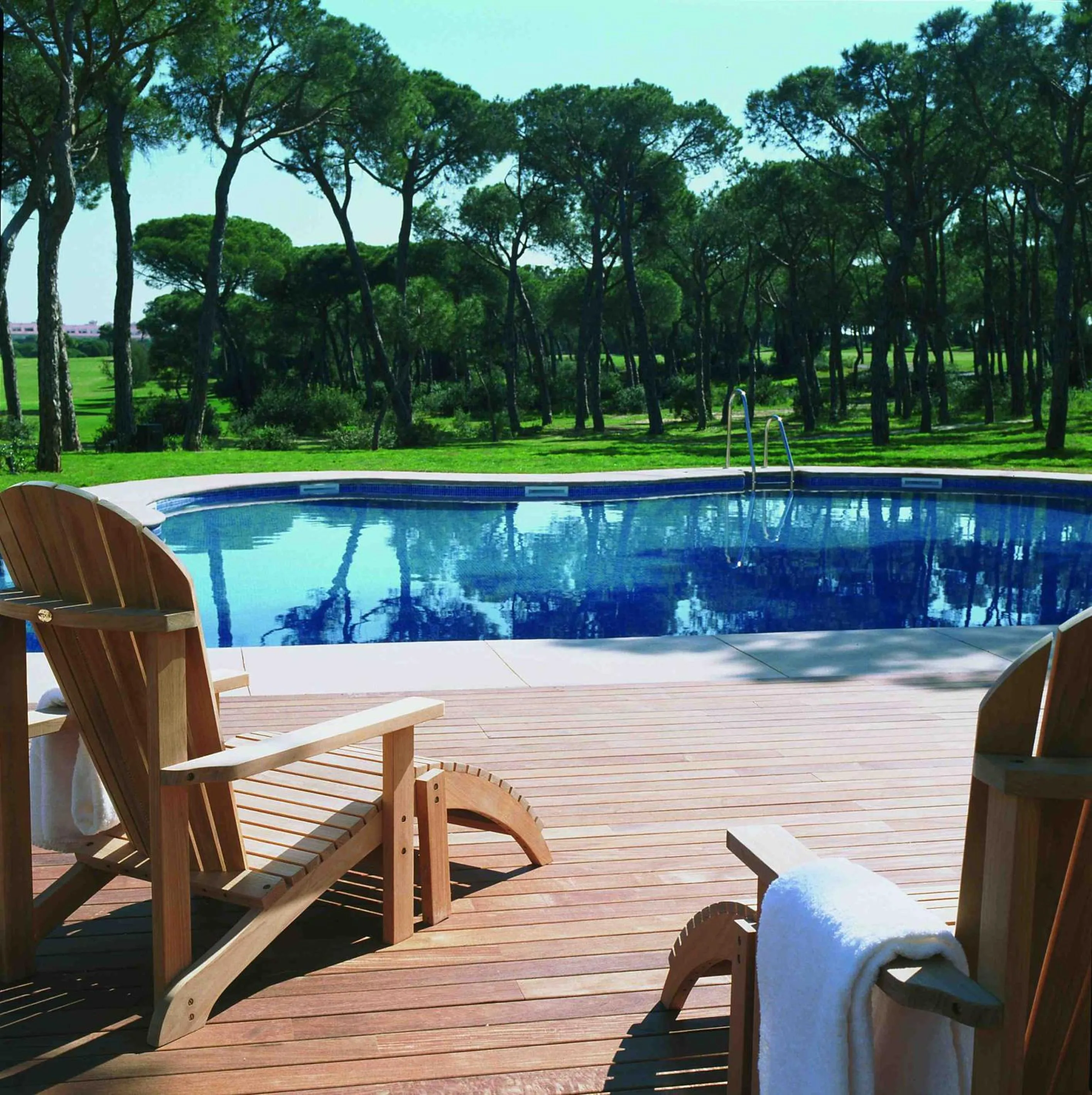 Swimming pool in Hotel Nuevo Portil Golf
