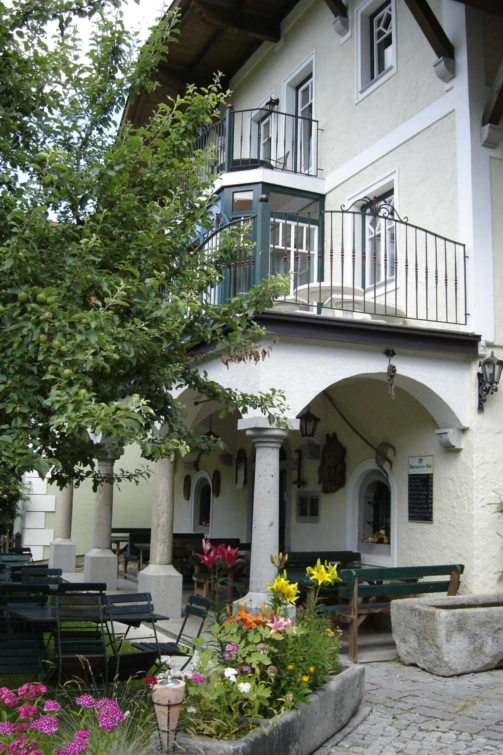Facade/entrance in Mosthäusl