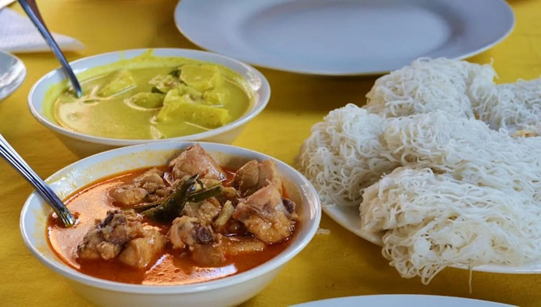 Asian breakfast in Birds Paradise Hotel