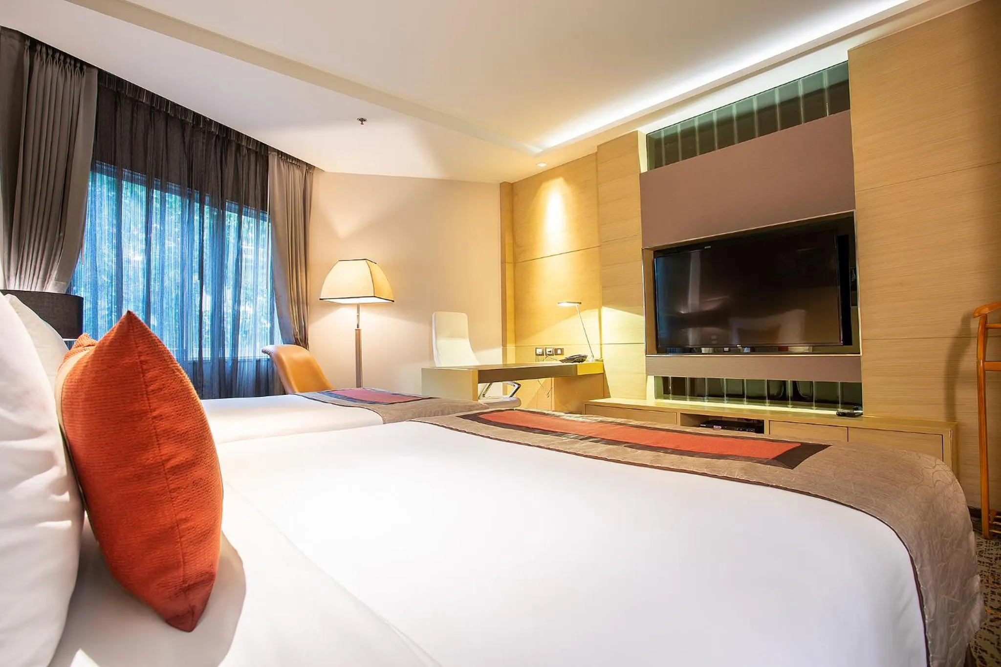 Bed in Graceland Bangkok by Grace Hotel - SHA Extra Plus
