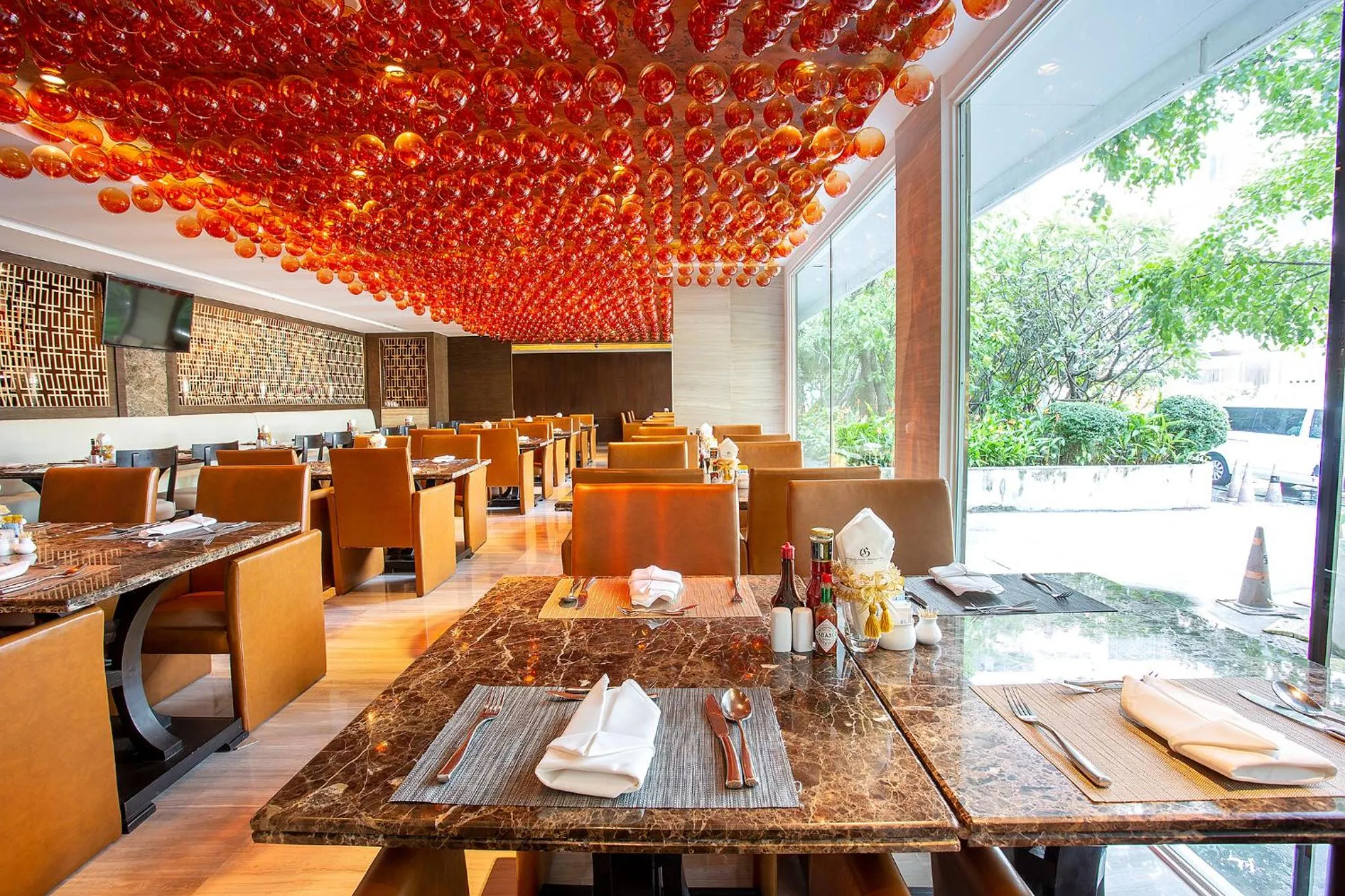 Graceland Bangkok by Grace Hotel - SHA Extra Plus