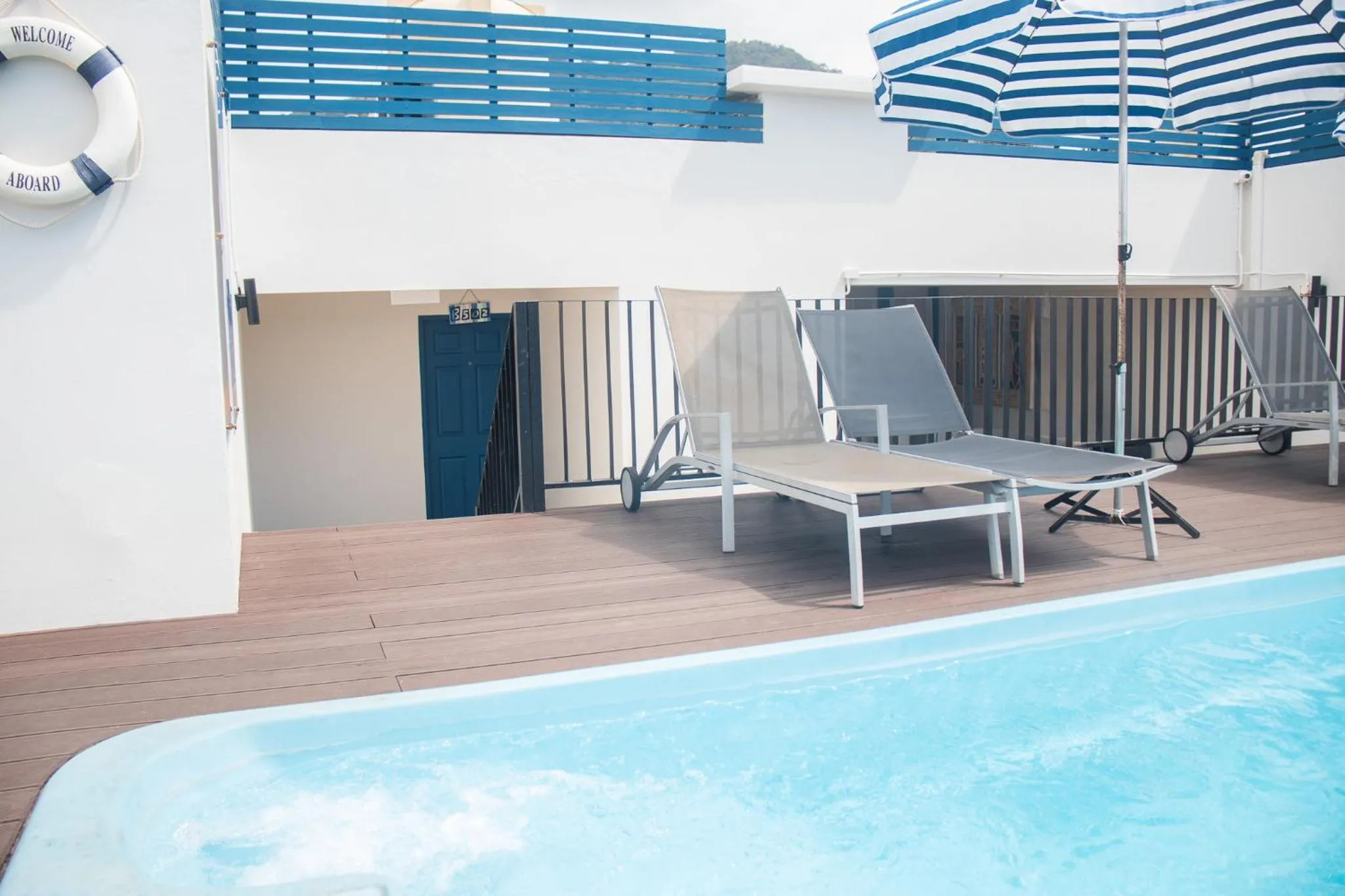 Swimming pool in The Blue Pearl Kata Hotel