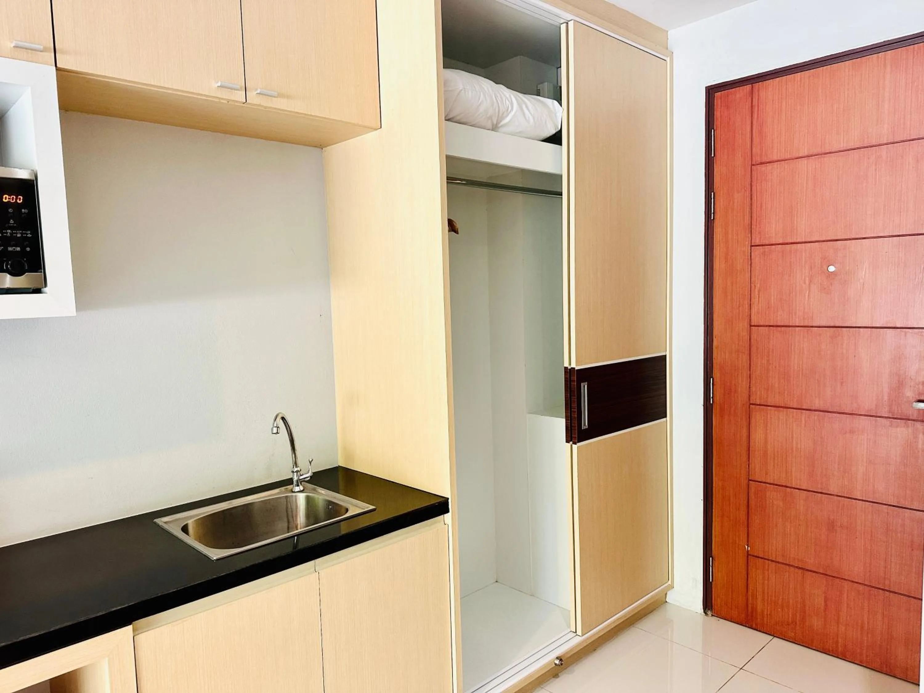 wardrobe in Ahad Suite Aonang