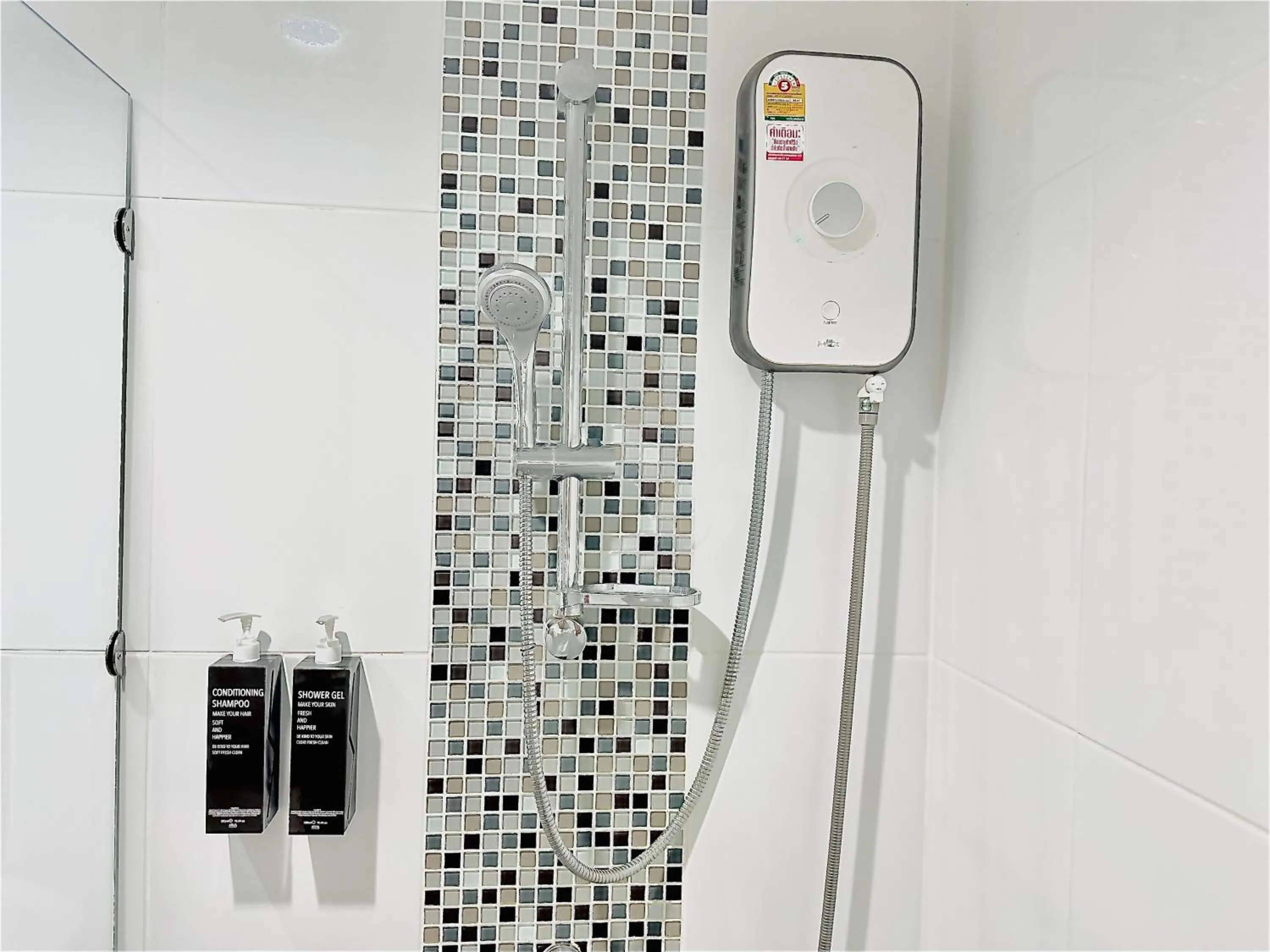 Shower in Ahad Suite Aonang