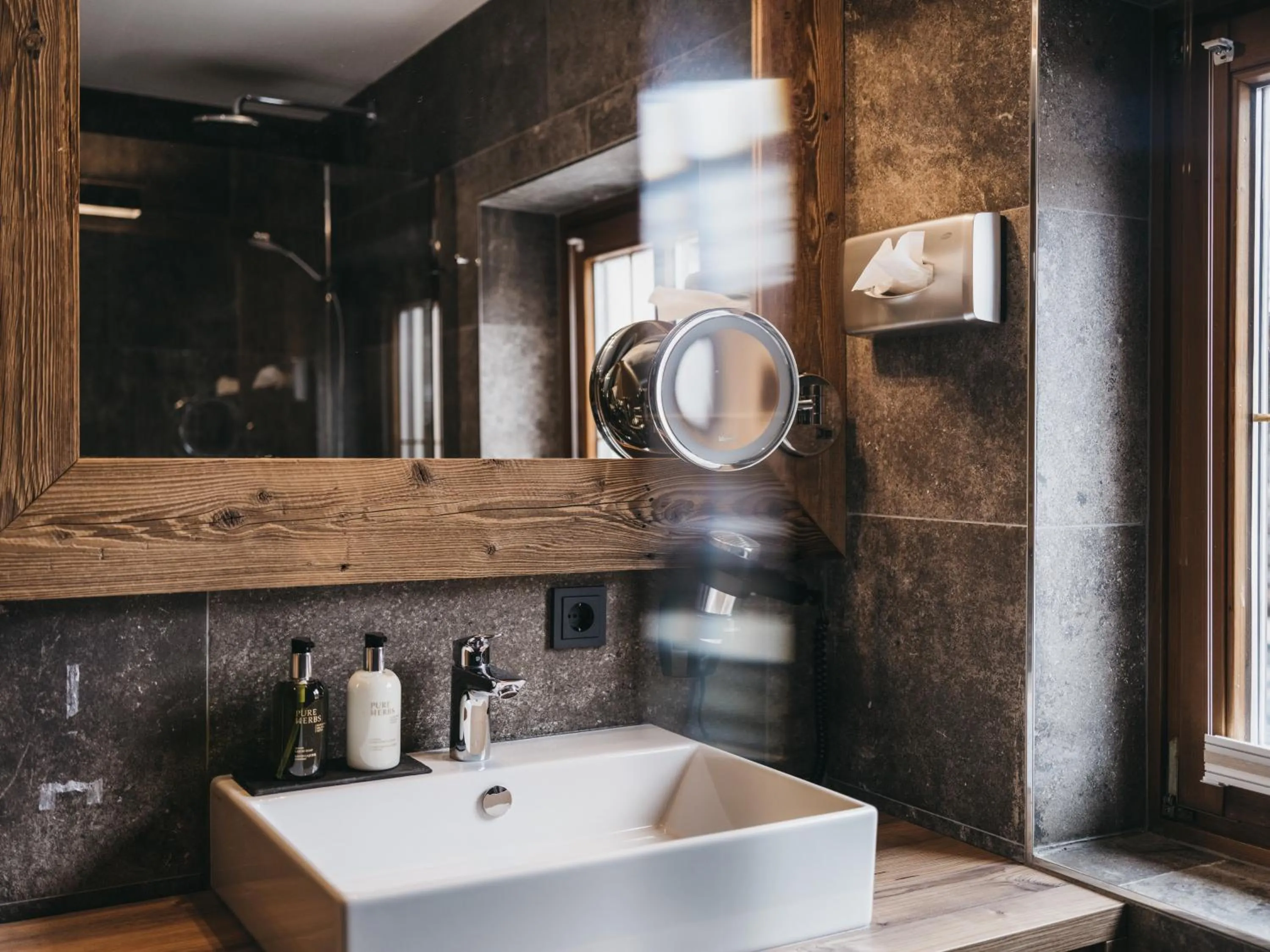 Bathroom in VAYA Post Saalbach