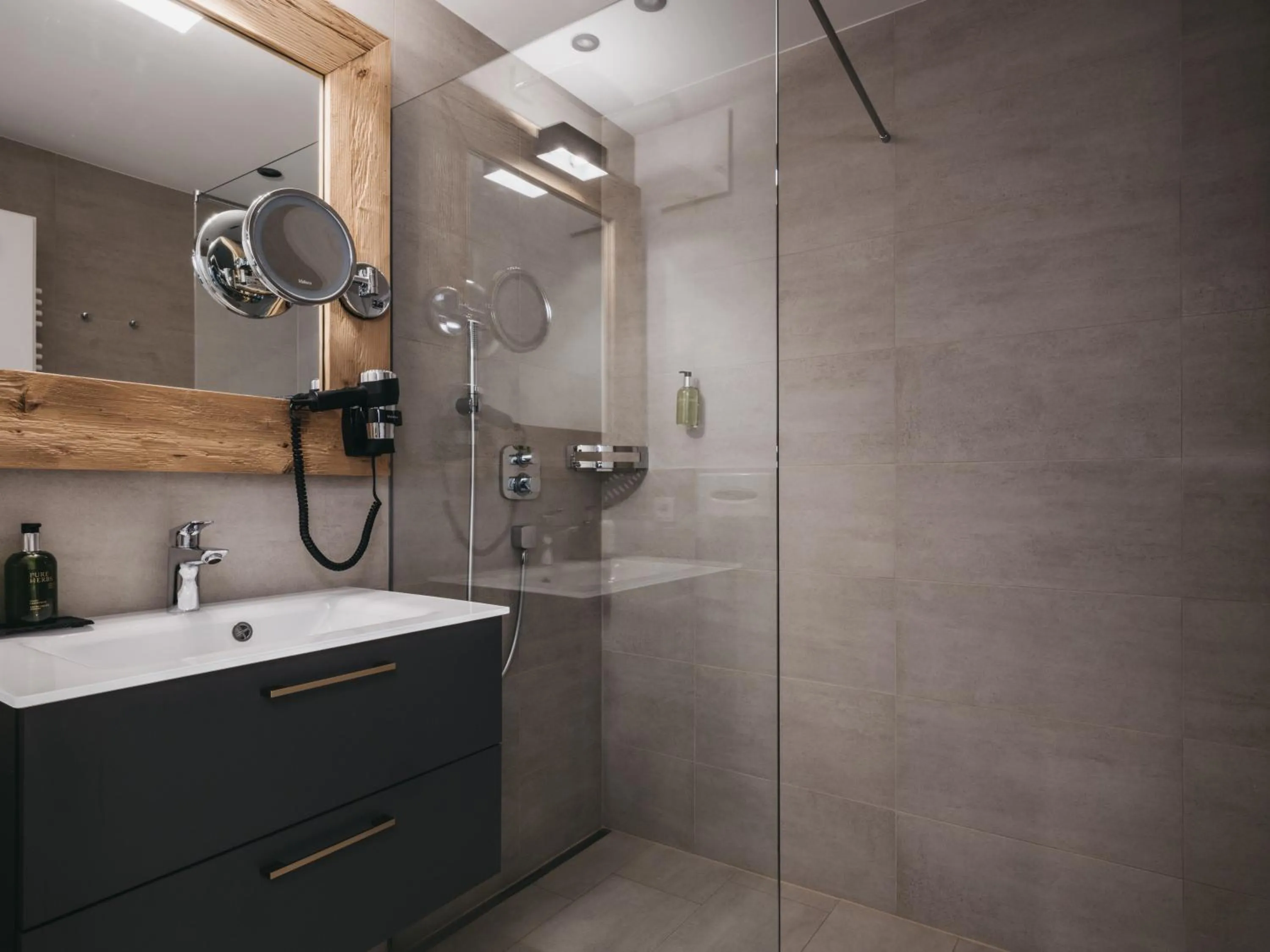 Bathroom in VAYA Post Saalbach