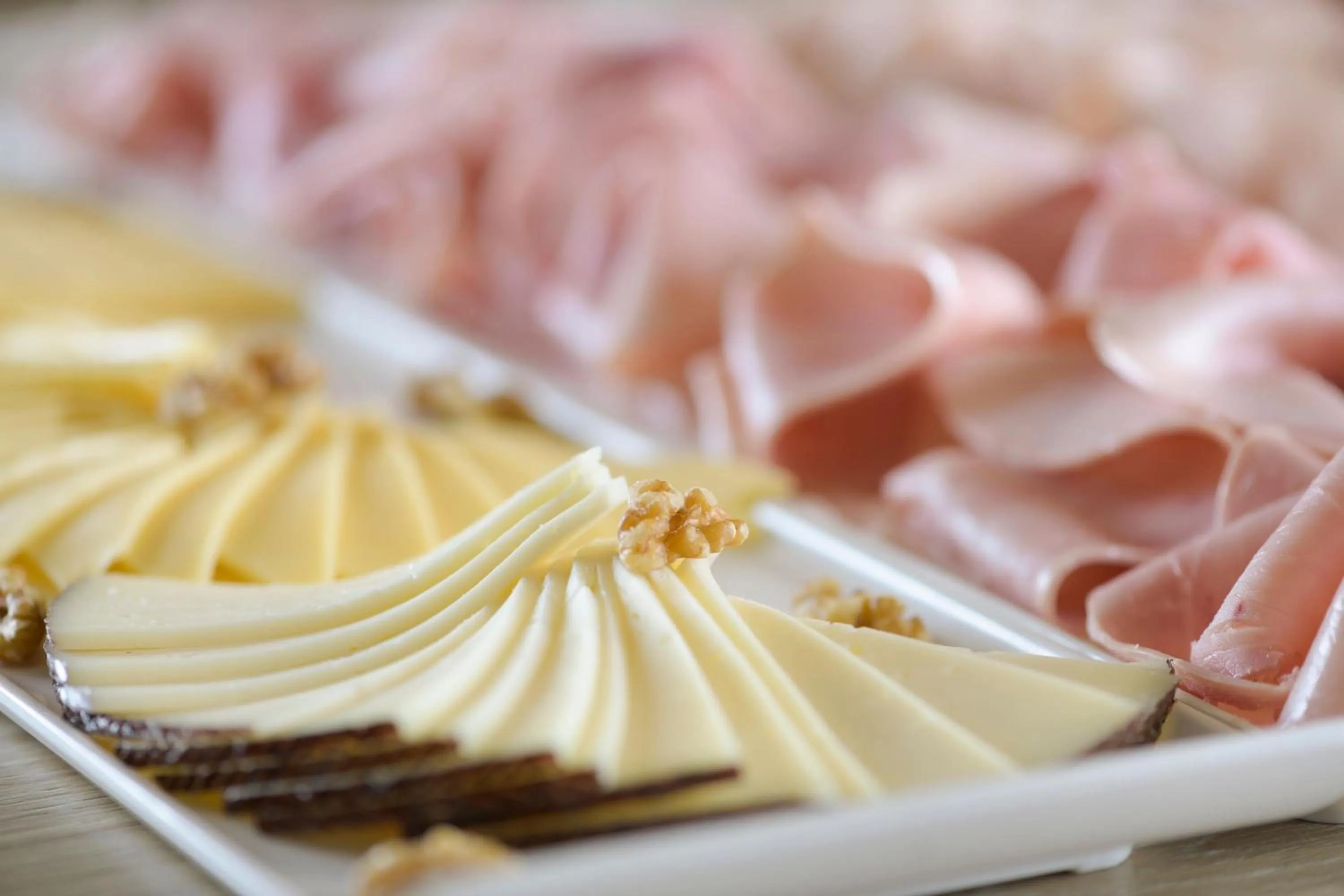 Restaurant/places to eat in AC Hotel Som by Marriott